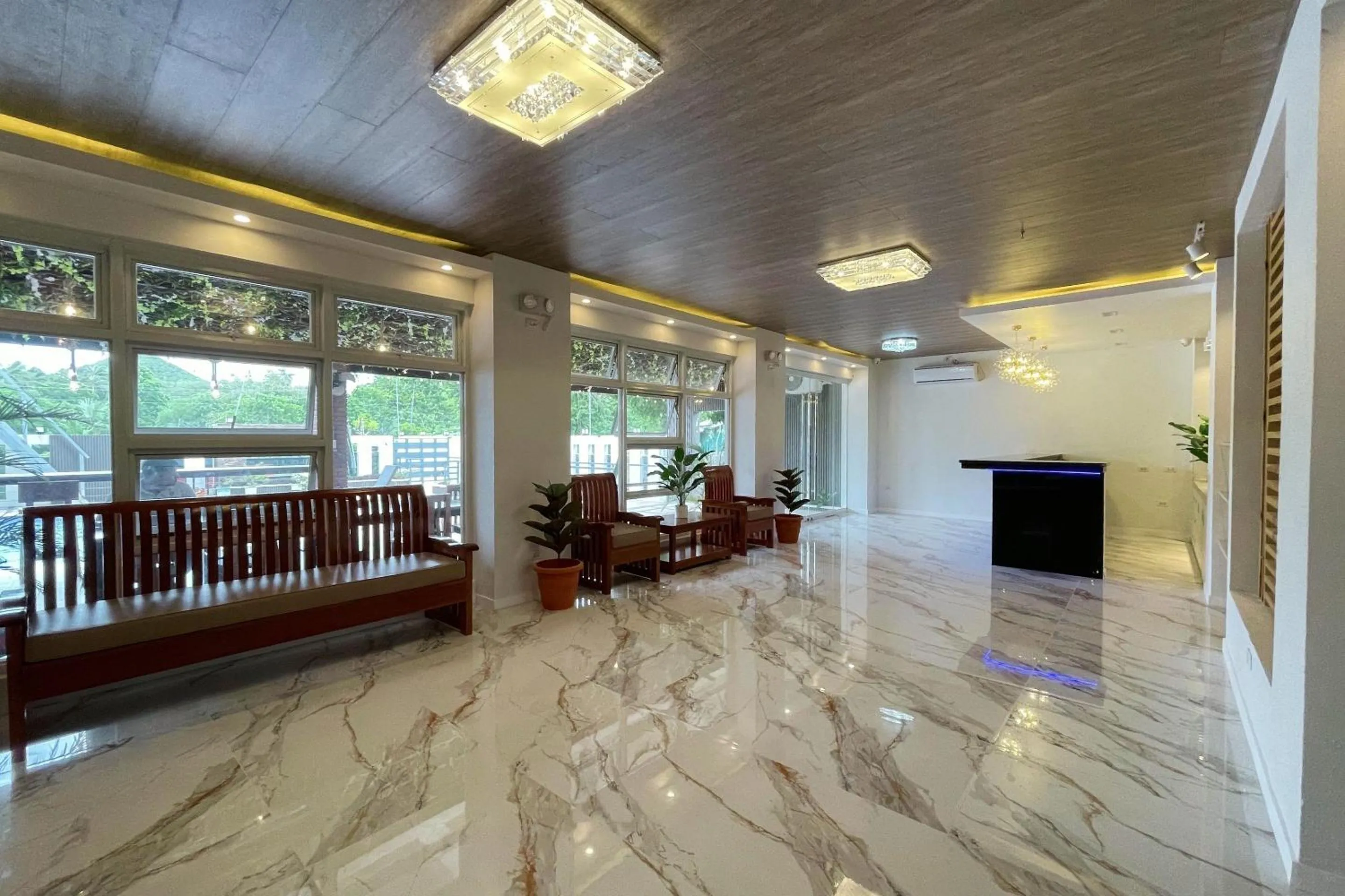 Seating area in Dream'Star Resort Puerto Galera powered by Cocotel