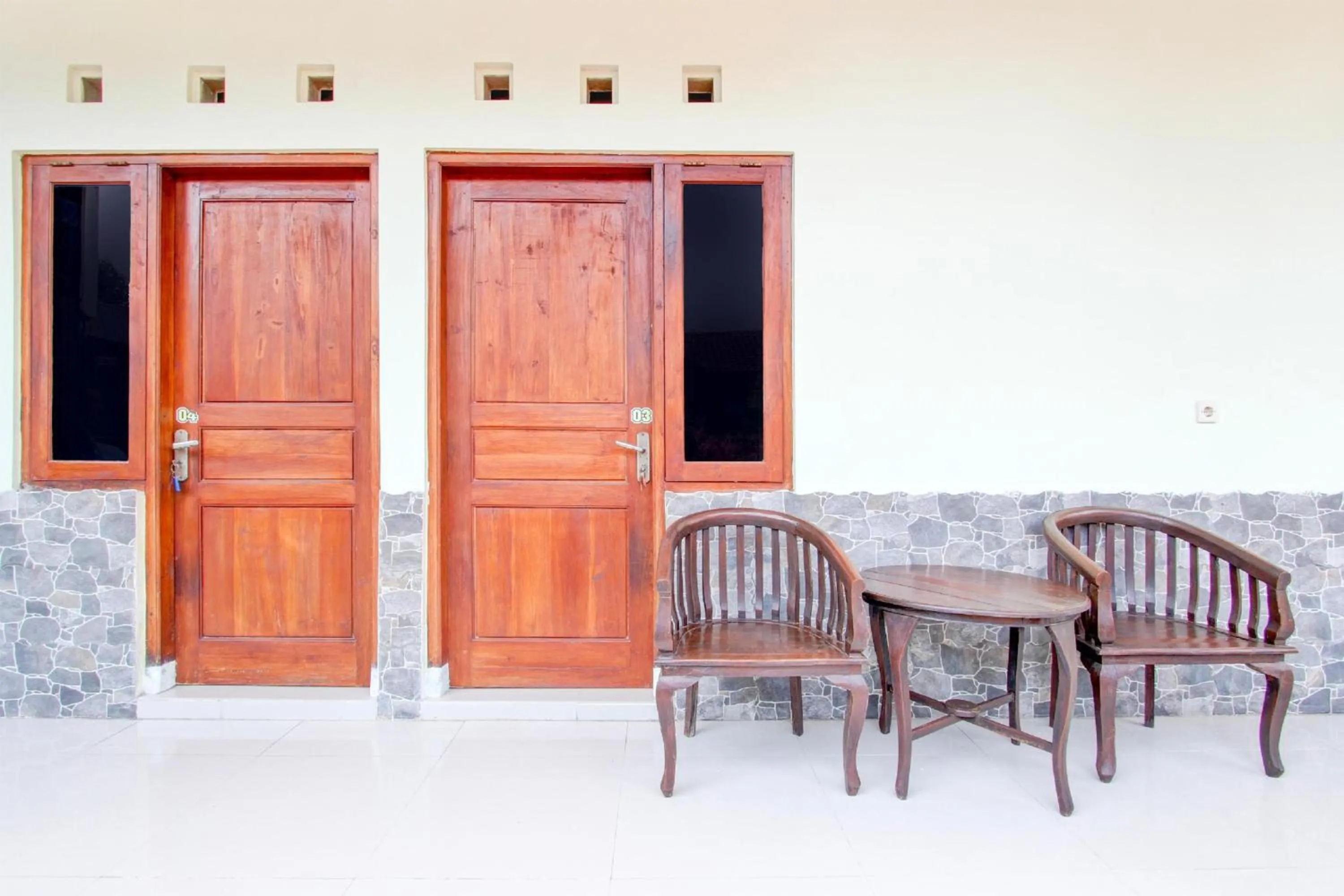 Lobby or reception in Hotel O Sleman Near Bandara Adi Sutjipto Formerly Joglo Sorogenen