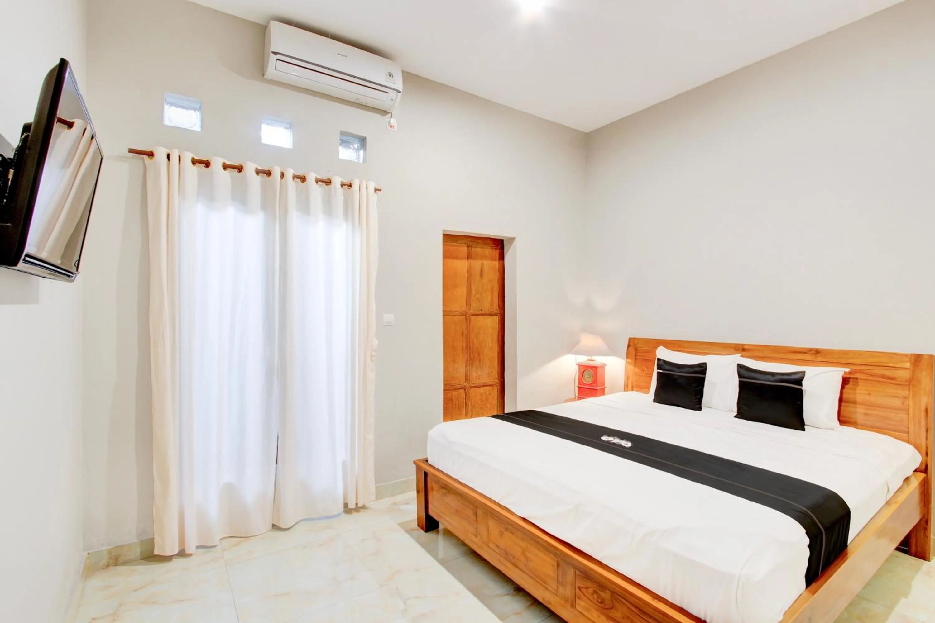 Bedroom, Bed in Capital O 94274 Homestay Balimoelih