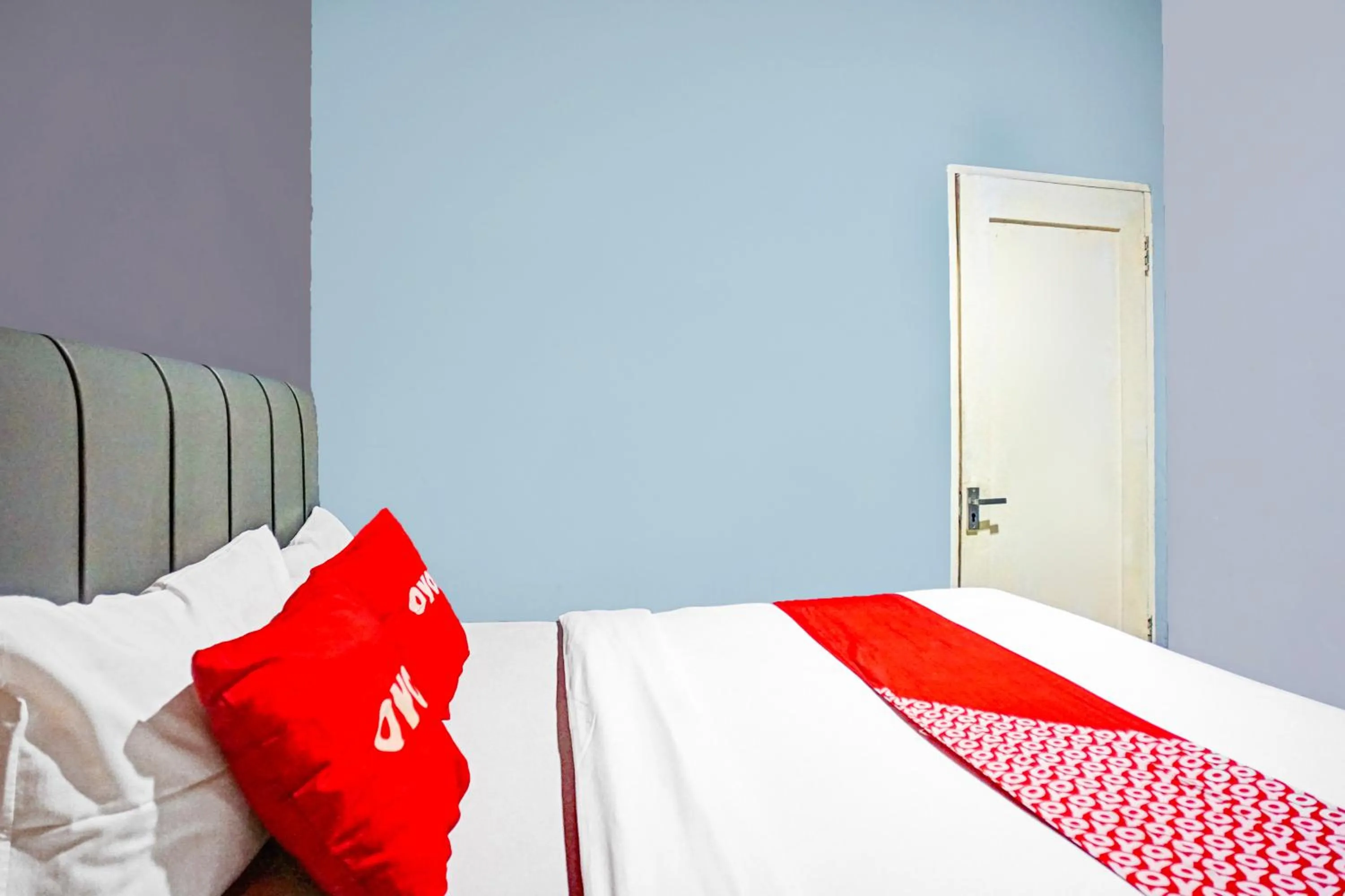 Bed in Hotel O Mandala Near Universitas Negeri Medan ( UNIMED )