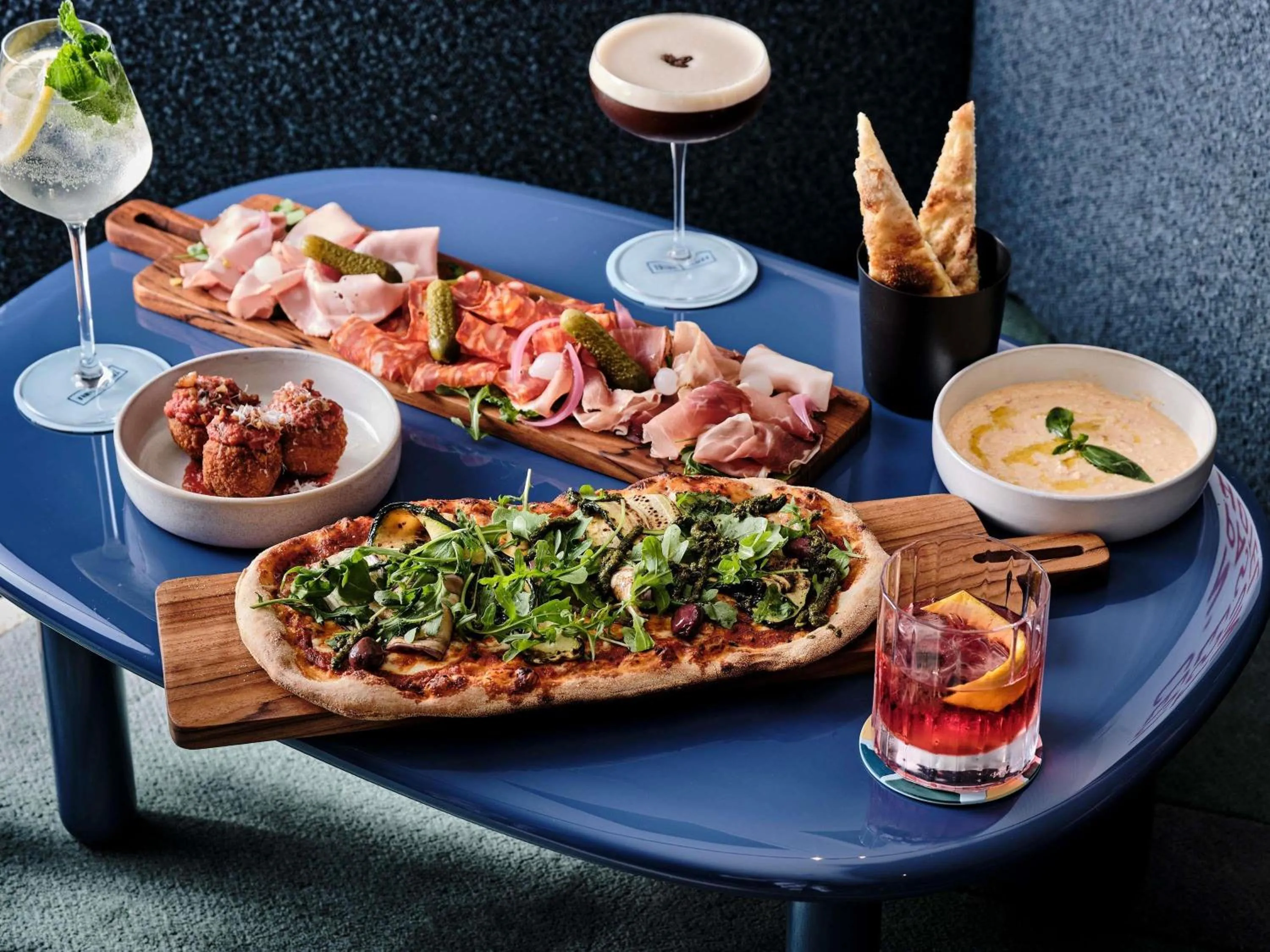 Lounge or bar in TRIBE Paris Pantin