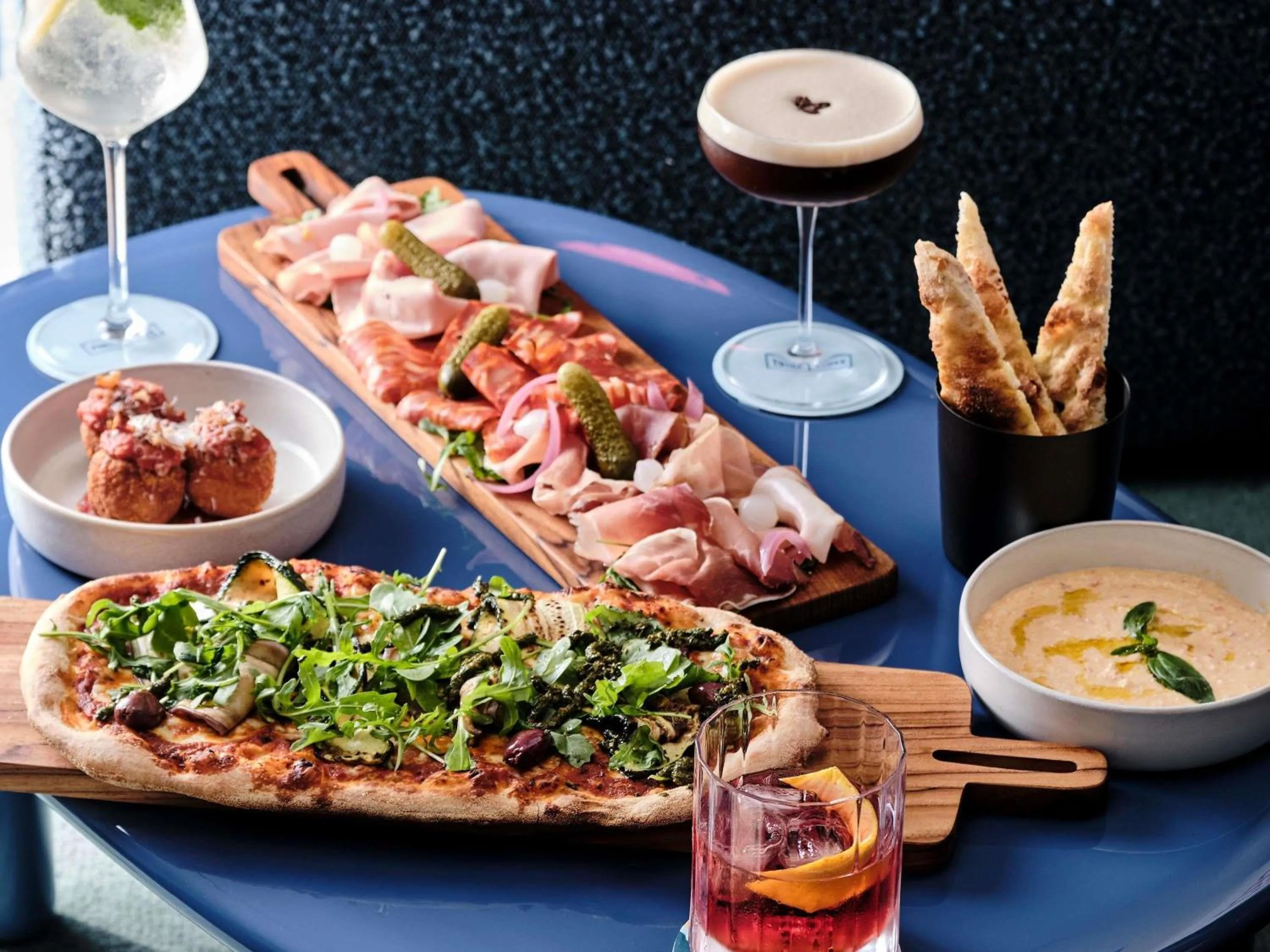 Lounge or bar in TRIBE Paris Pantin