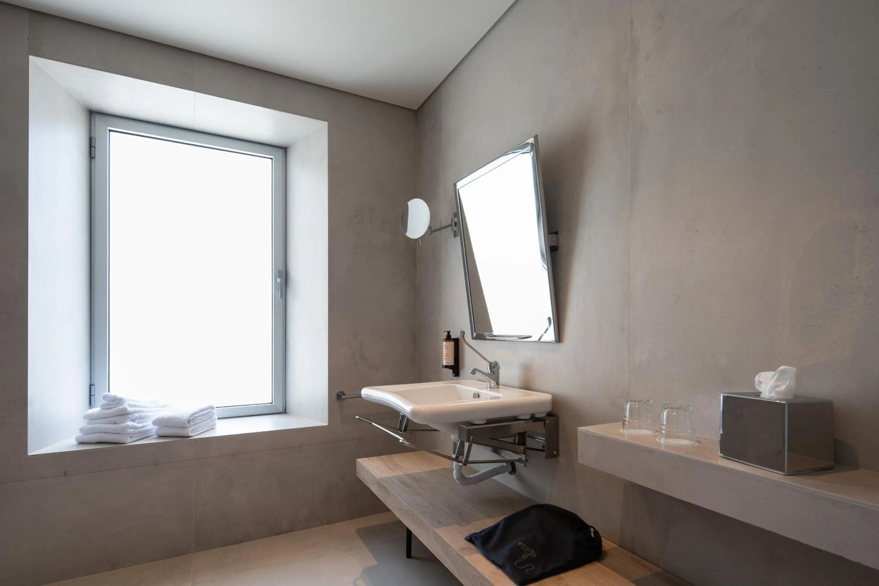 acessibility in Mercure Ponta Delgada Azores