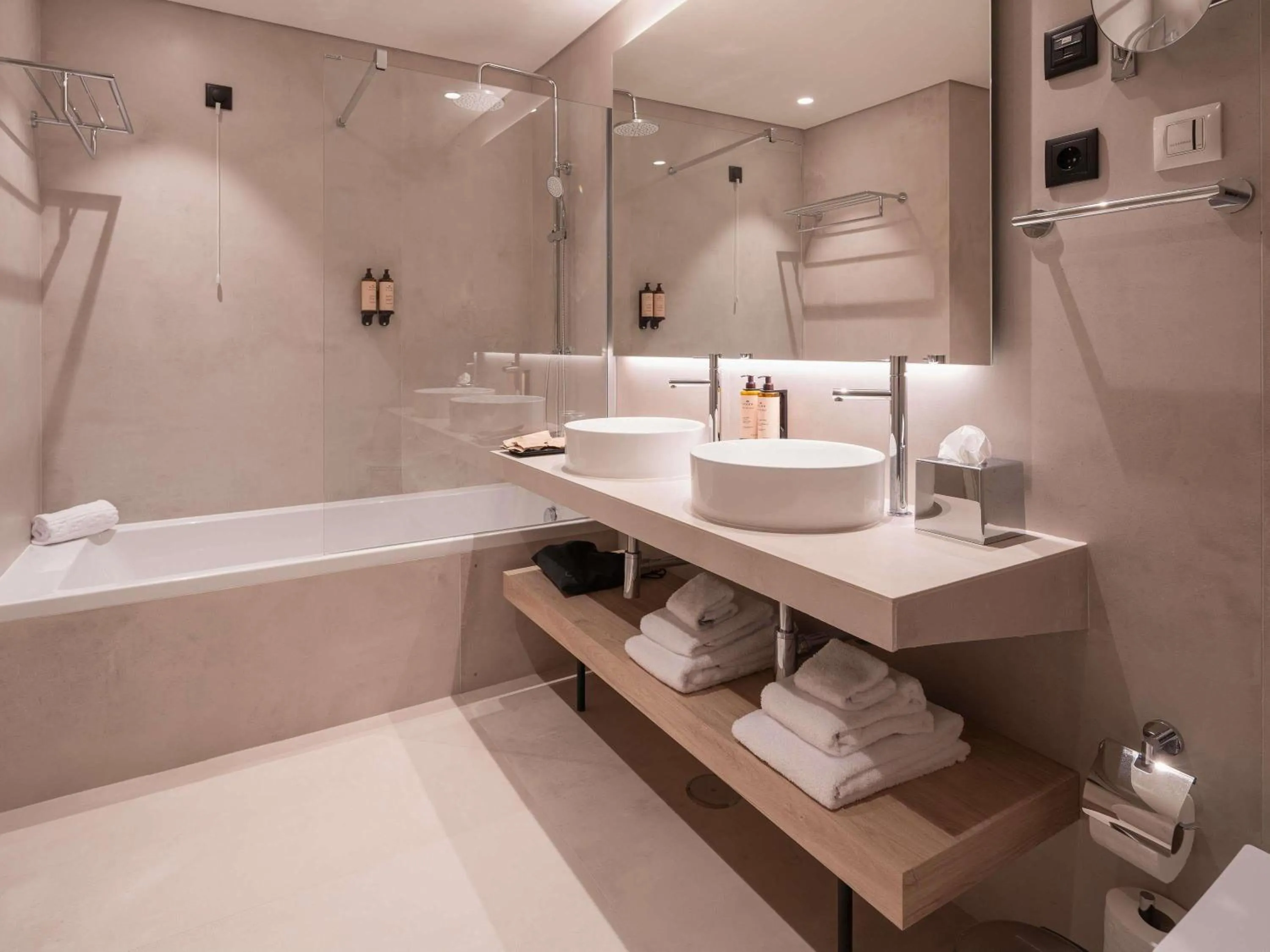 Bedroom in Mercure Ponta Delgada Azores