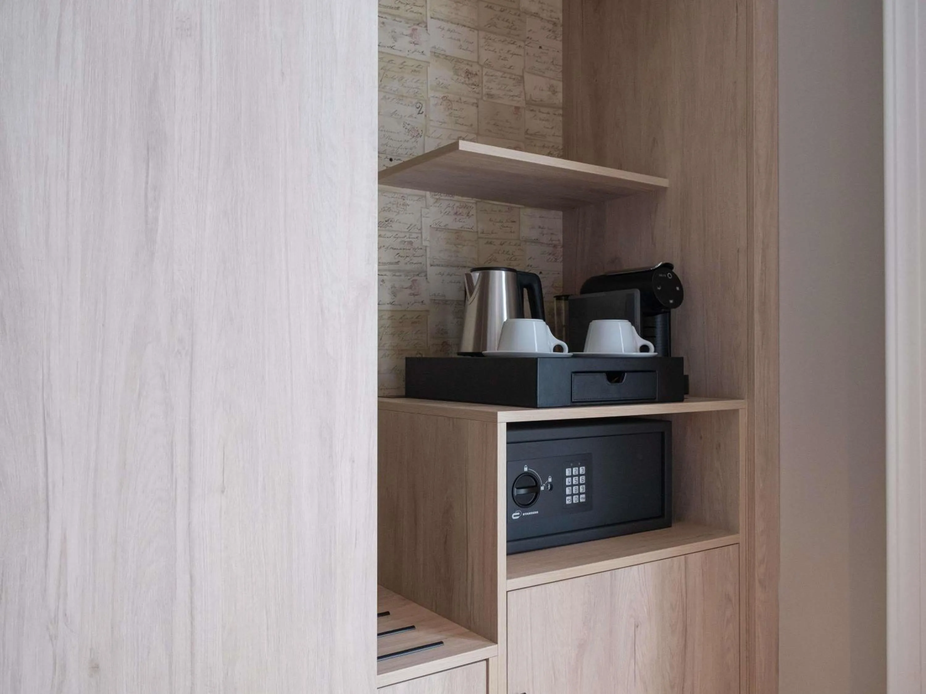 Photo of the whole room in Mercure Ponta Delgada Azores