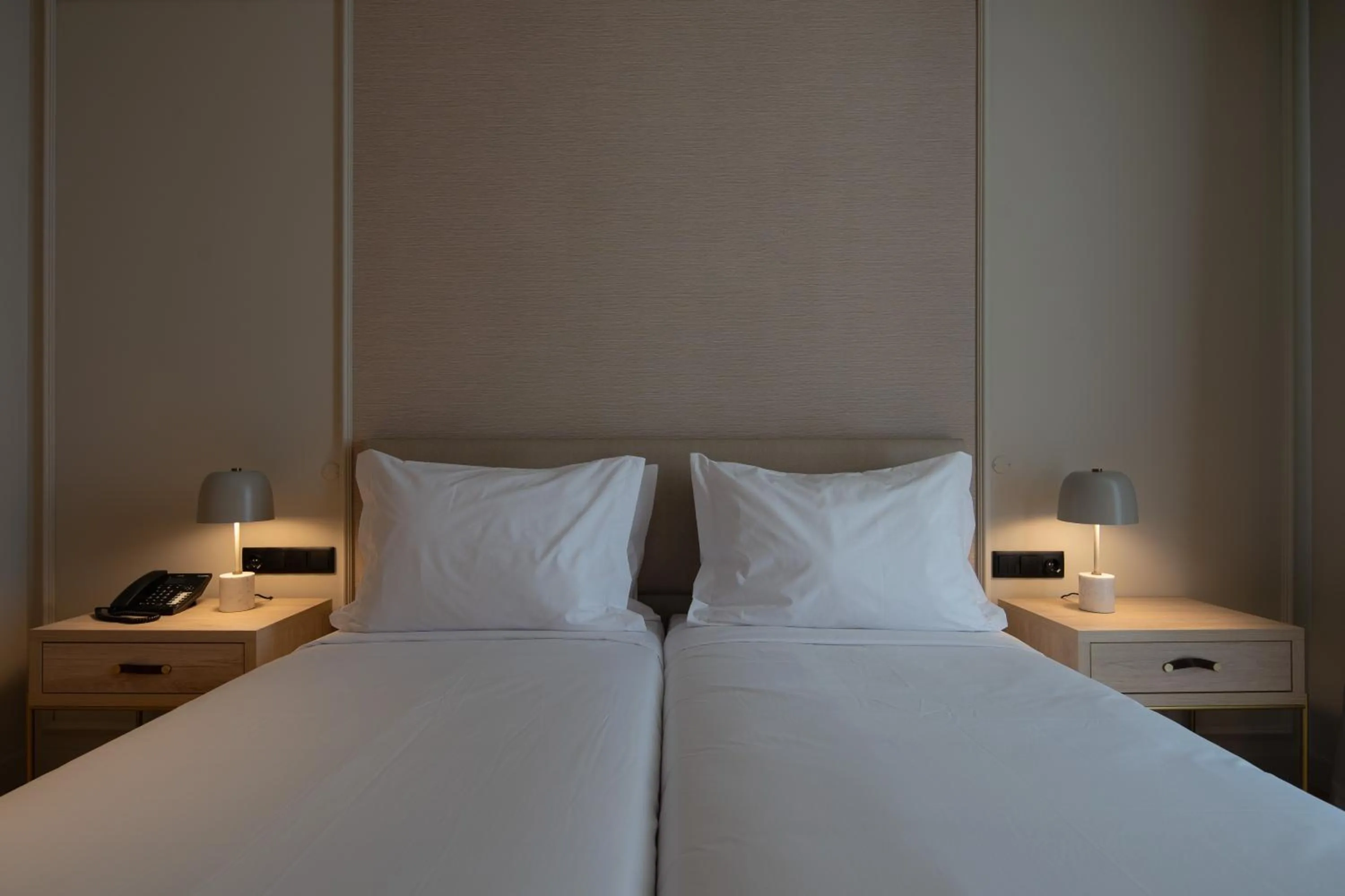 Bedroom, Bed in Mercure Ponta Delgada Azores