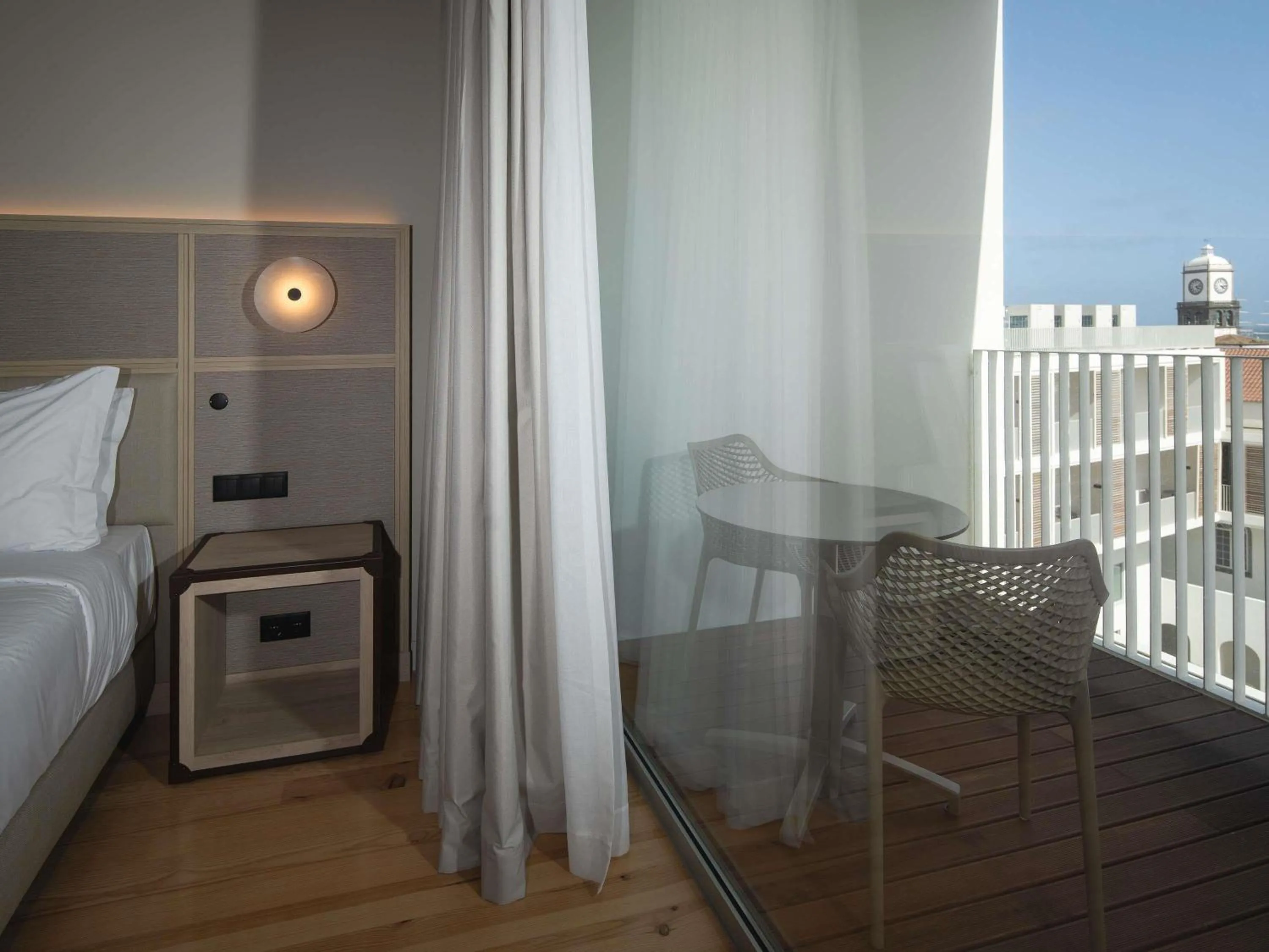 Bedroom, Bed in Mercure Ponta Delgada Azores