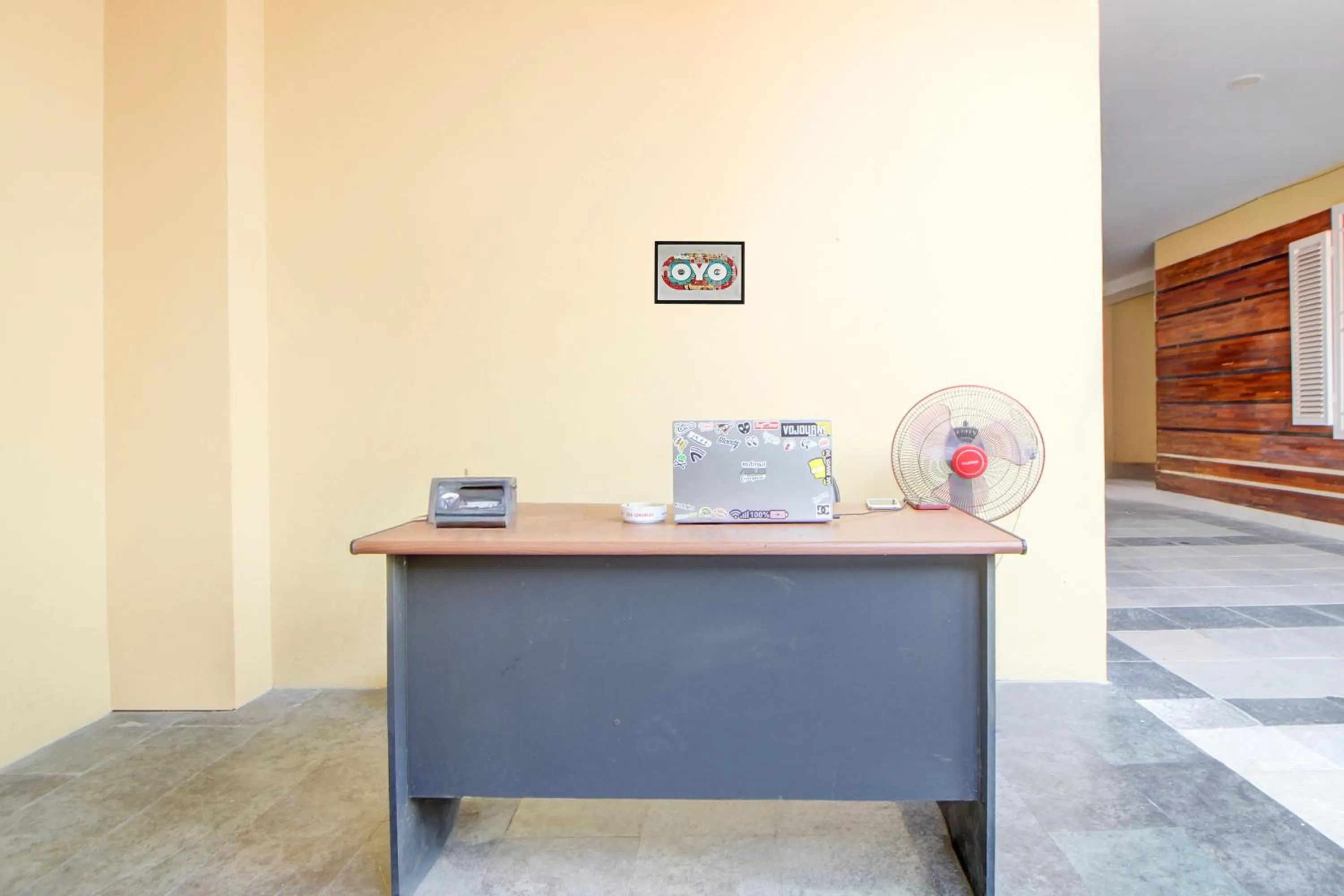 Lobby or reception in Hotel O Stasiun Tegal Near Alun-Alun Formerly Ameera Guest House