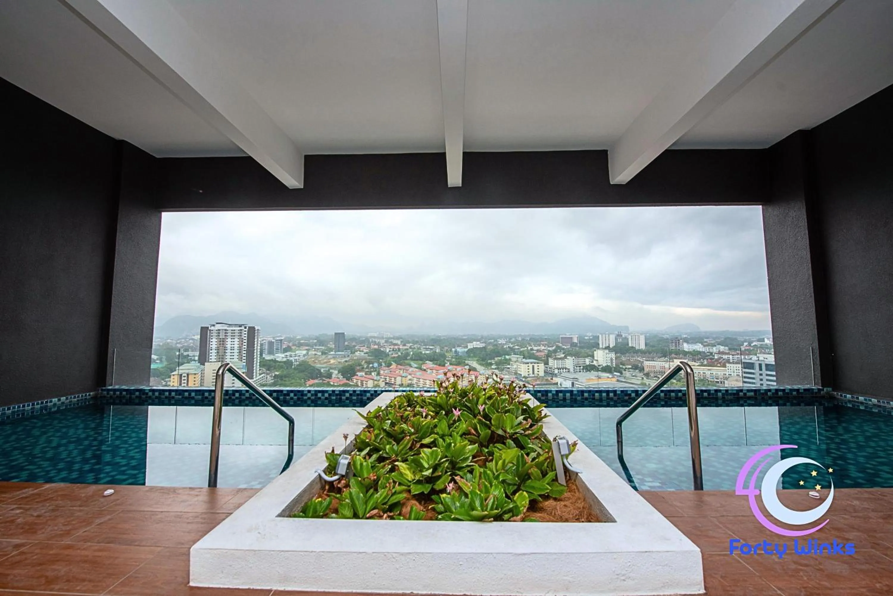 Swimming pool in The Horizon Ipoh by 40 Winks