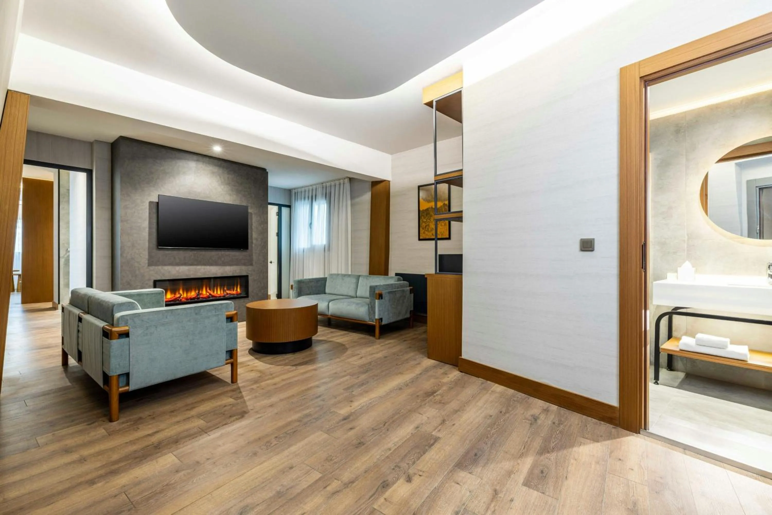 Bedroom, Bed in Four Points Flex by Sheraton Ankara Cukurambar