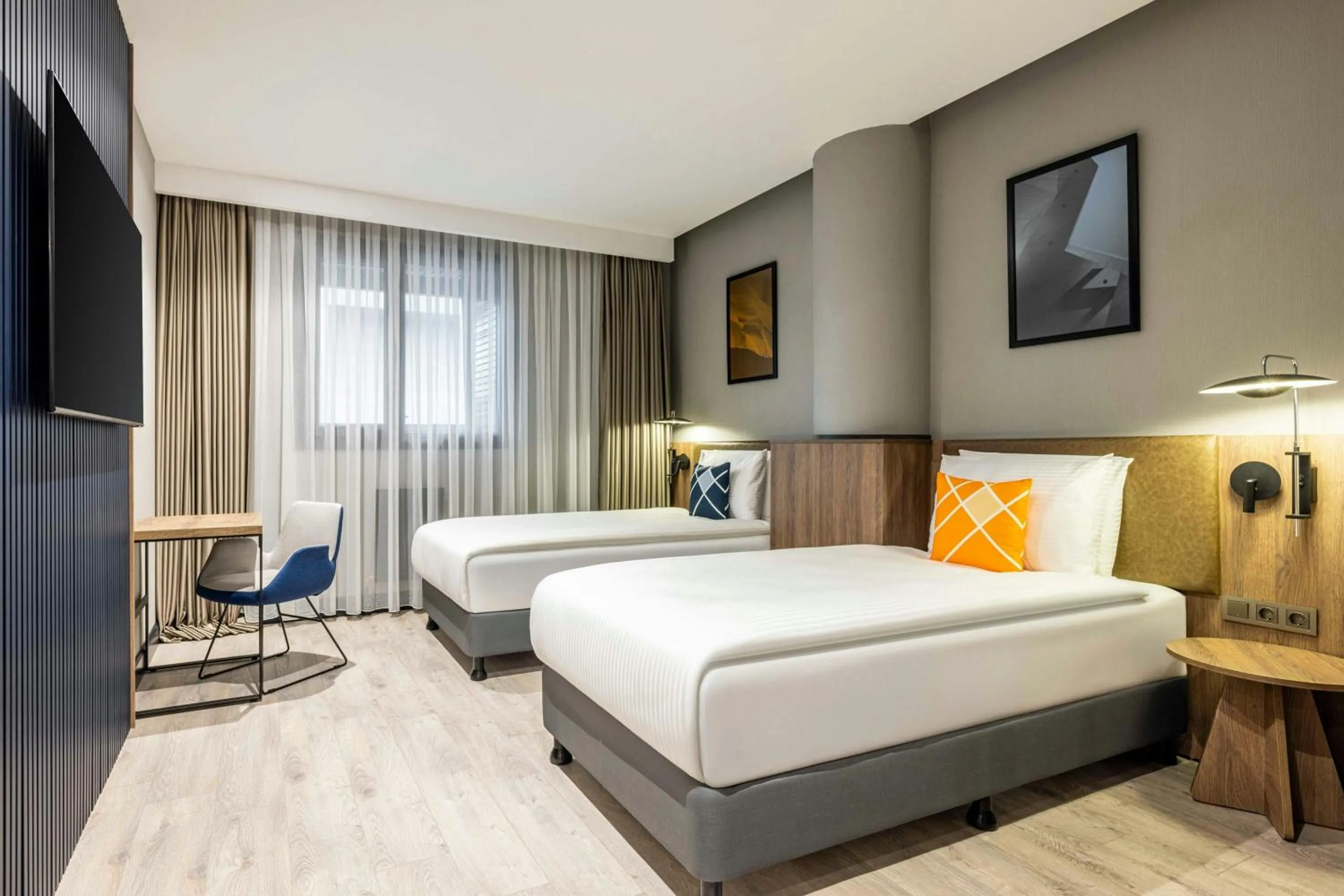 Bedroom, Bed in Four Points Flex by Sheraton Ankara Cukurambar