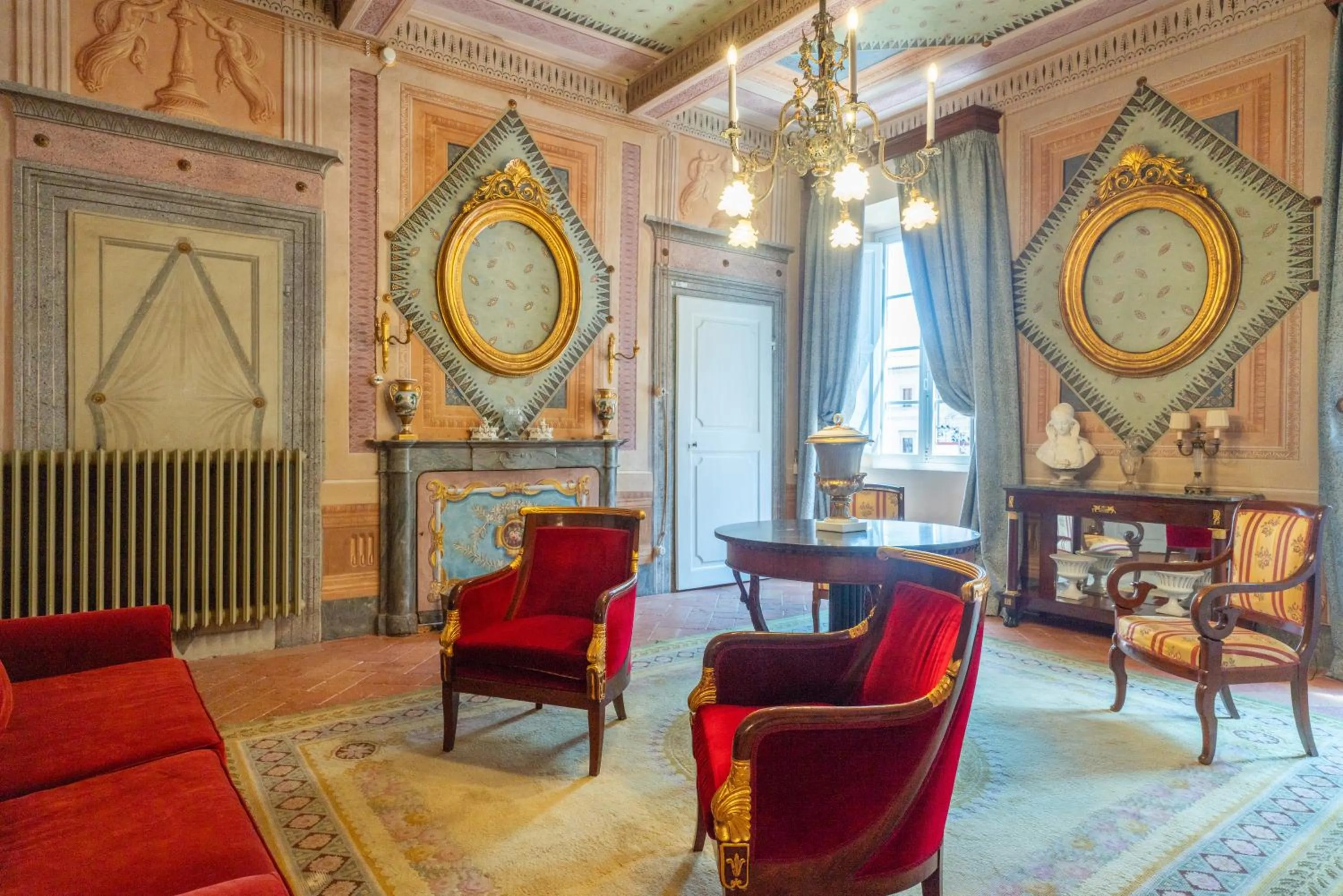 Living room in Palazzo Nobile di San Donato - Historic Experience