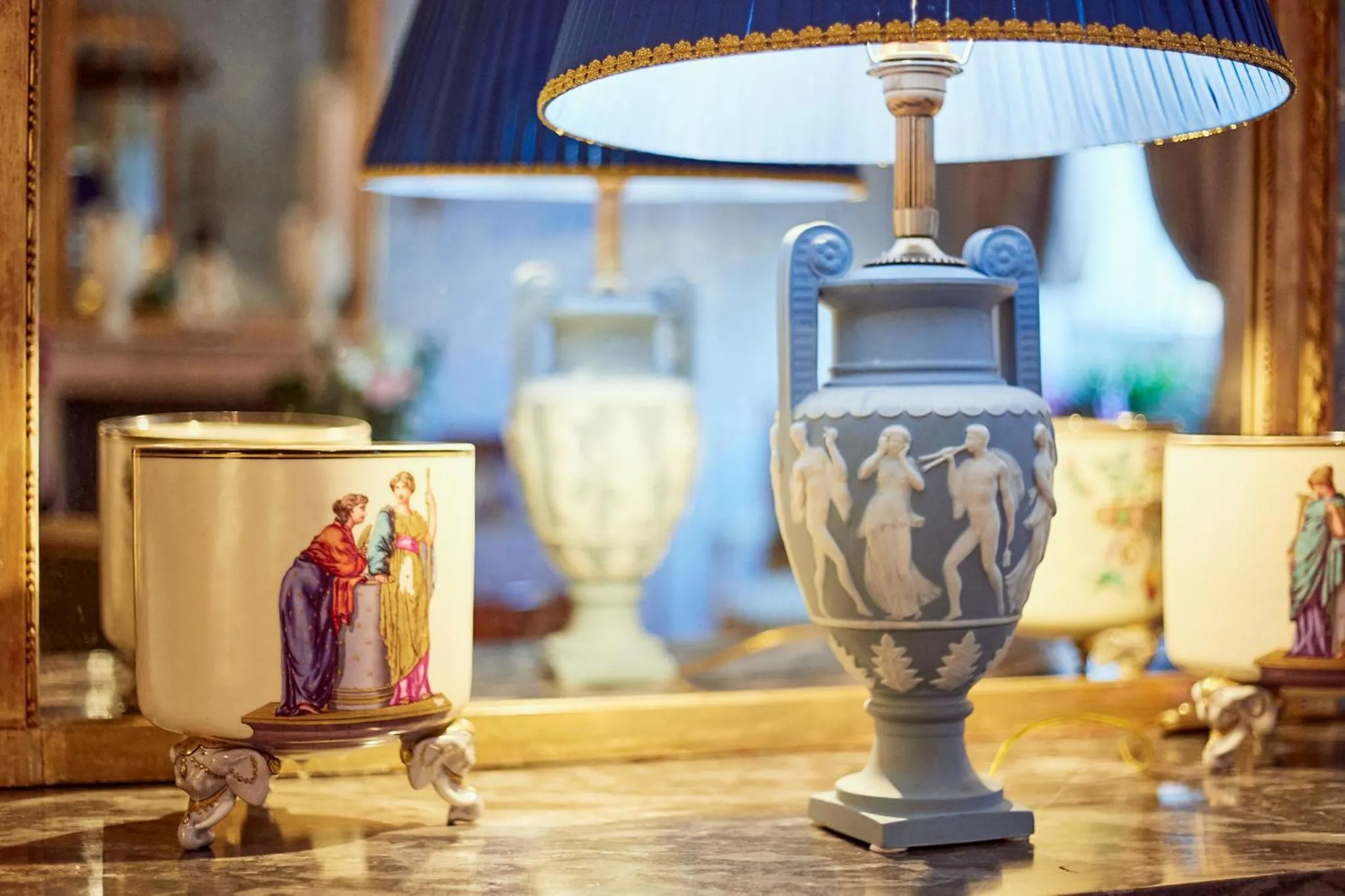 Decorative detail in Palazzo Nobile di San Donato - Historic Experience