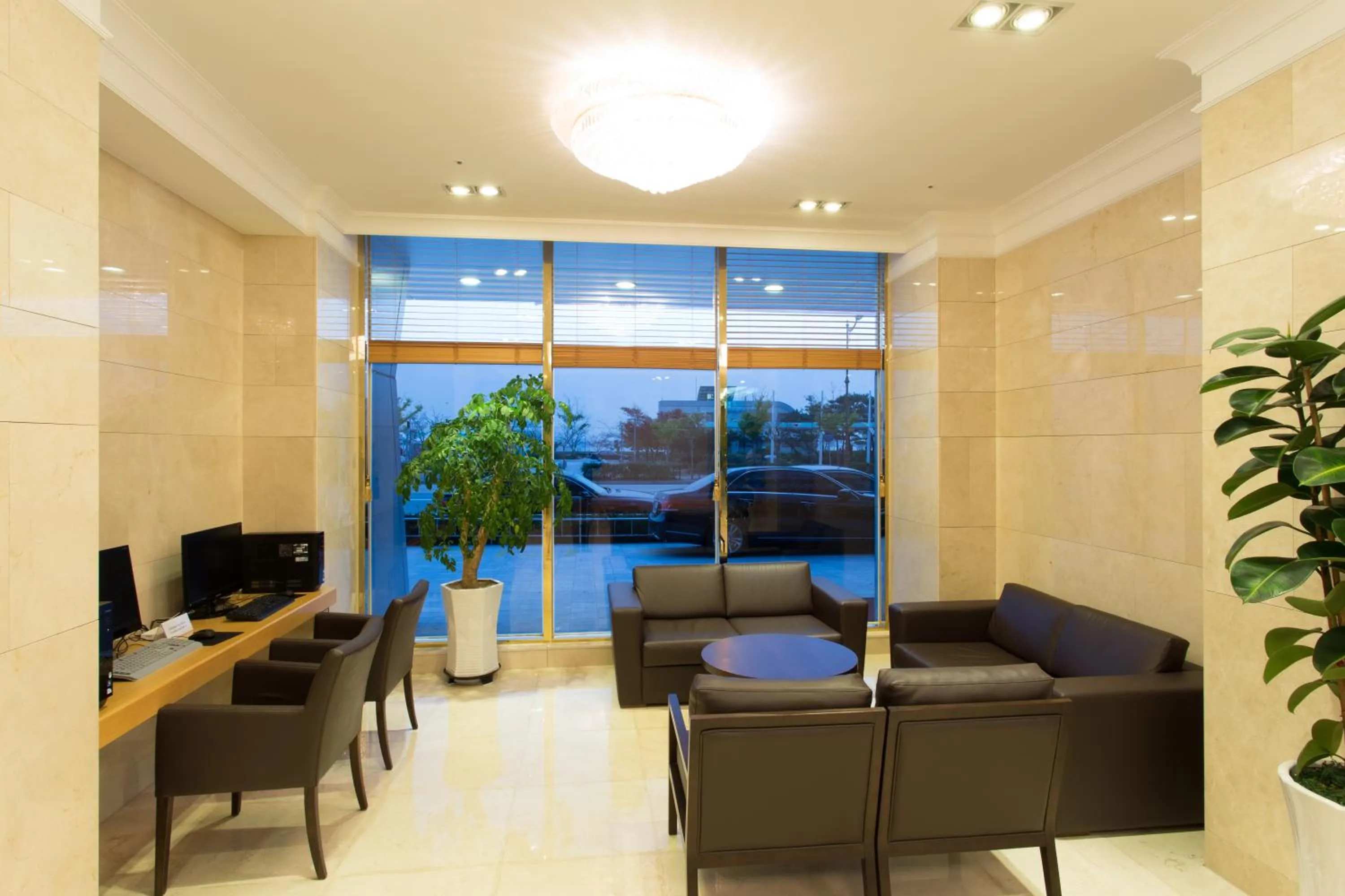 Lobby or reception in Fontana Beach Hotel