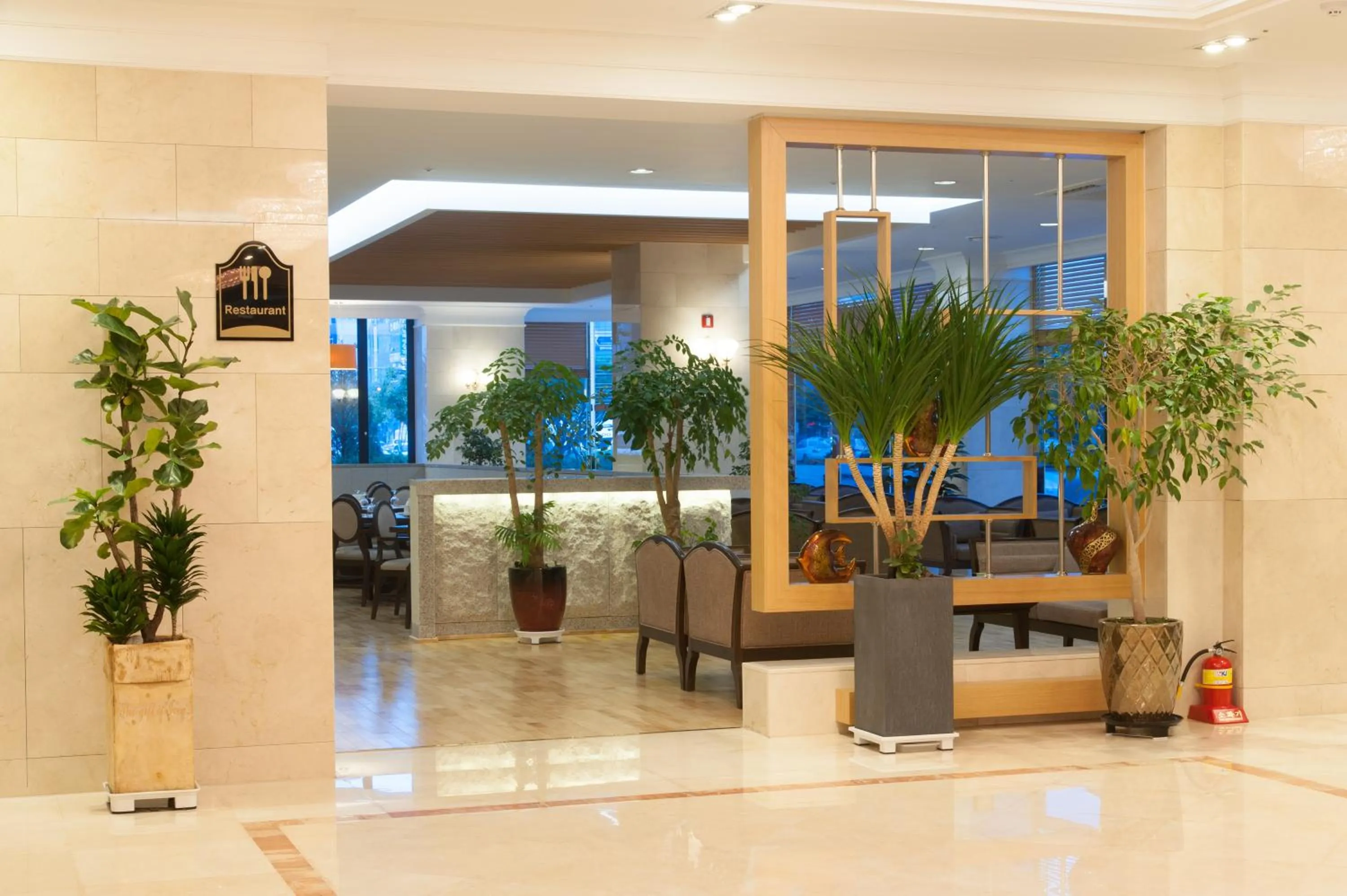 Decorative detail in Fontana Beach Hotel