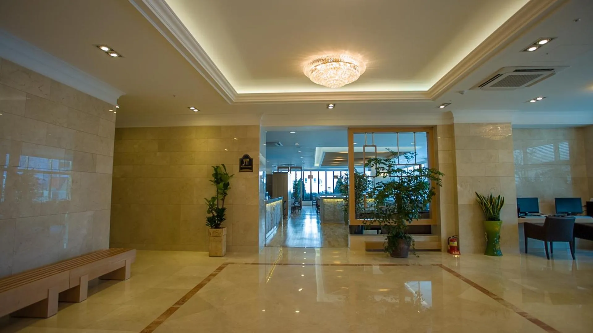 Lobby or reception in Fontana Beach Hotel