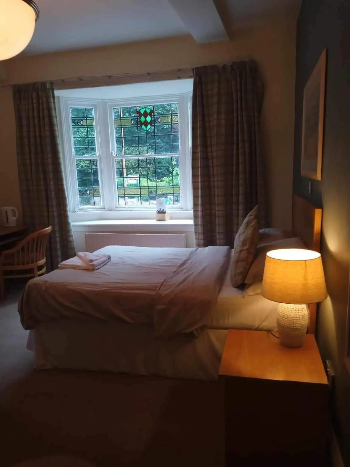 Bedroom, Bed in The Bridge Hotel