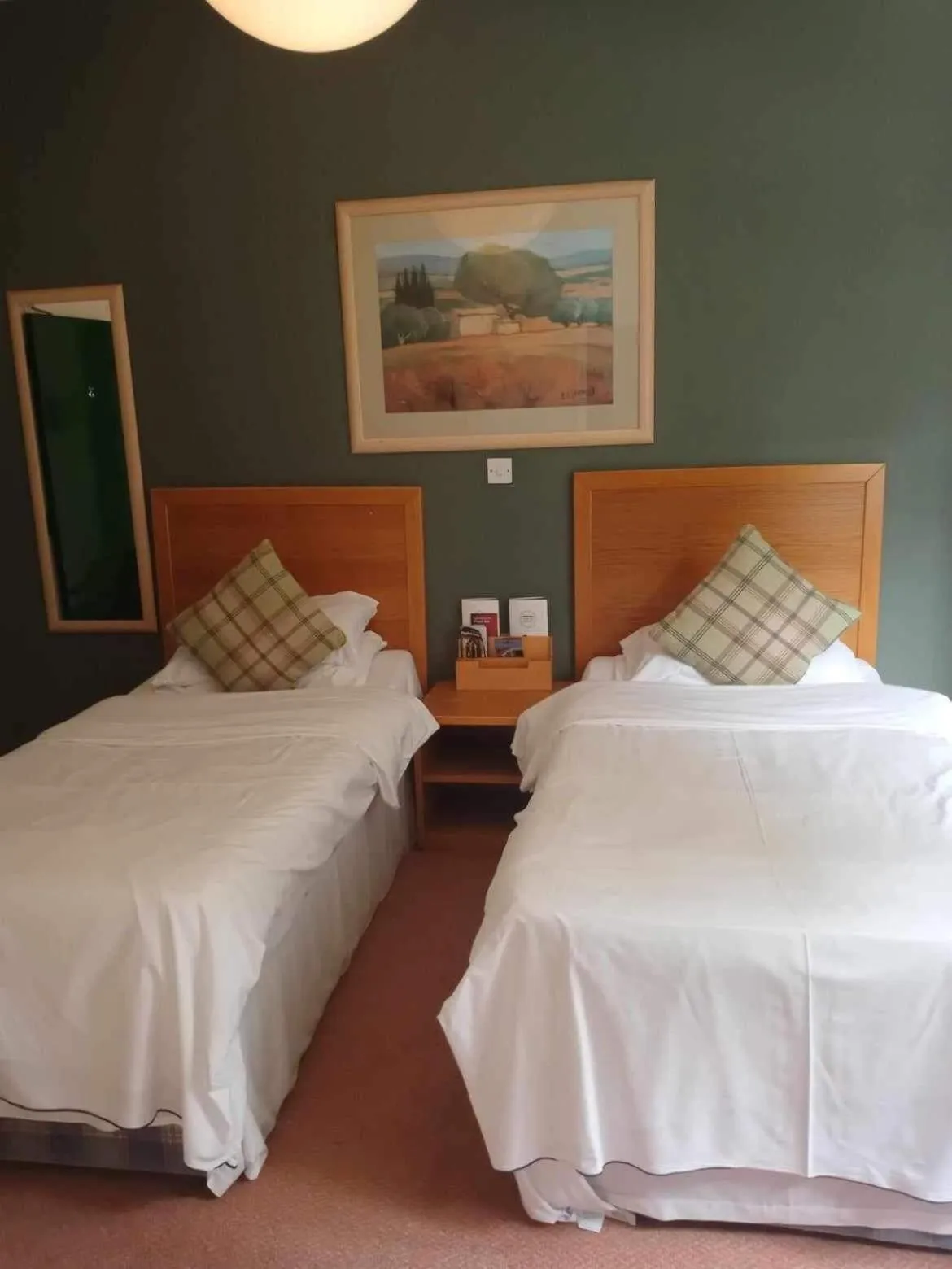 Bedroom, Bed in The Bridge Hotel