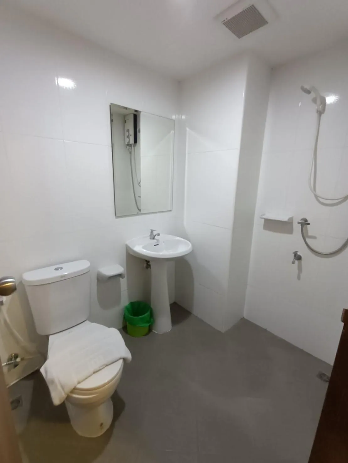 Bathroom in Perfect Smart Life