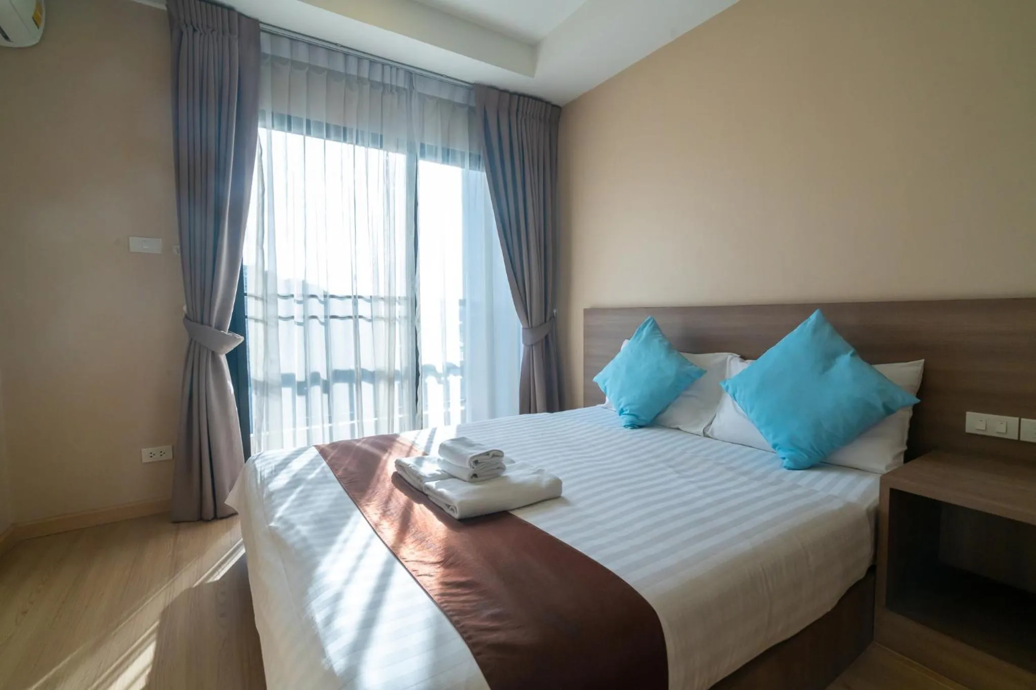 Bed in Perfect Smart Life