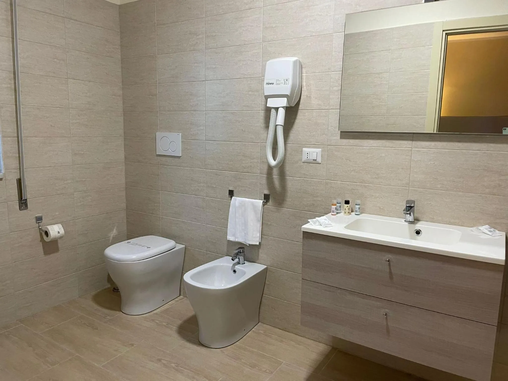 Bathroom in AH Premium Baia dei Faraglioni