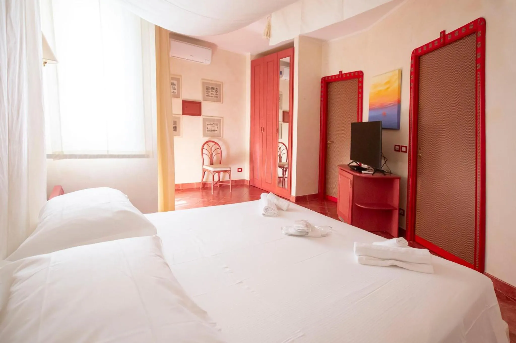 Photo of the whole room, Bed in AH Premium Baia dei Faraglioni