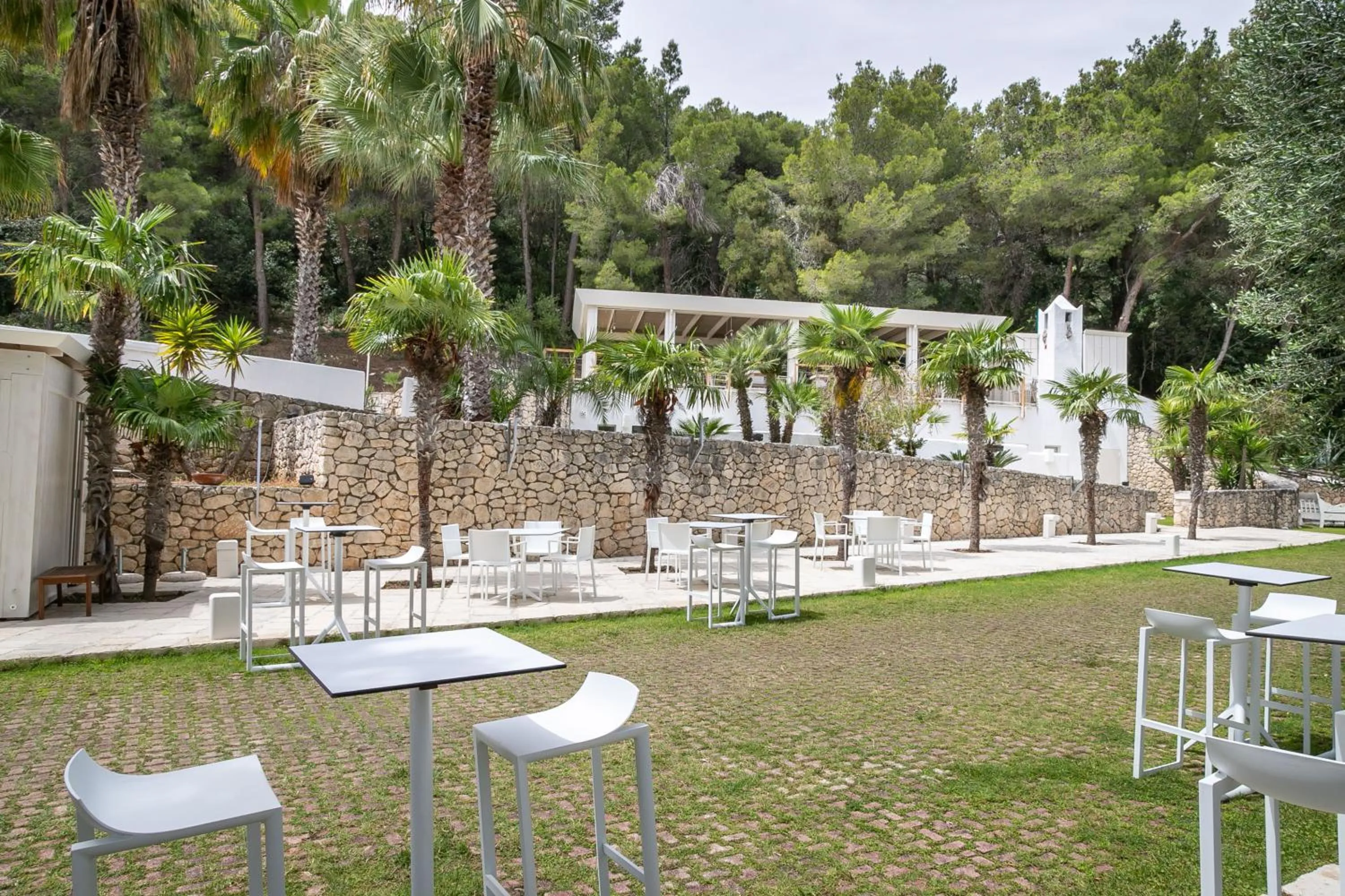 Lounge or bar in AH Premium Baia dei Faraglioni