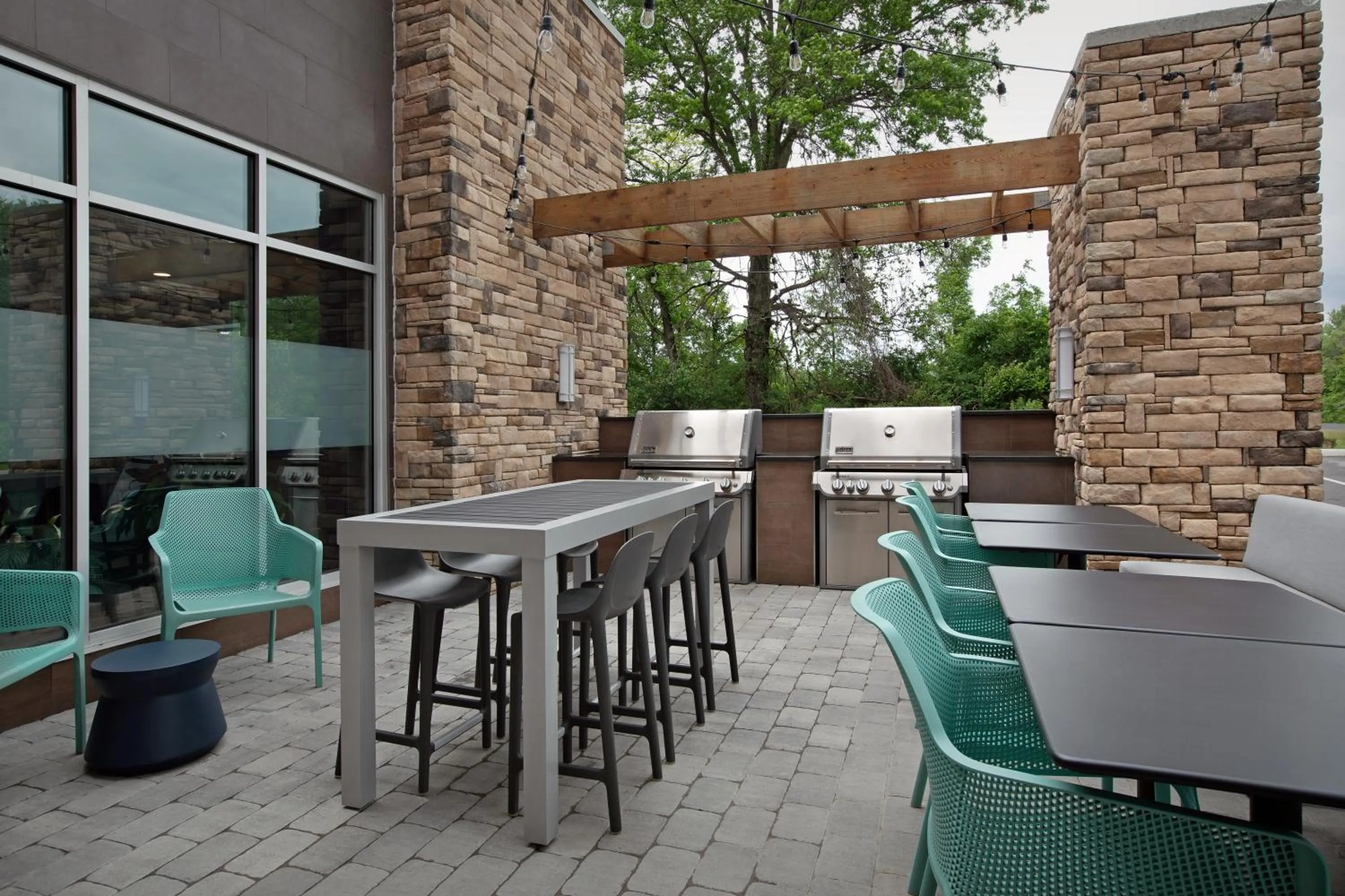 Patio in Home2 Suites By Hilton Columbus Easton