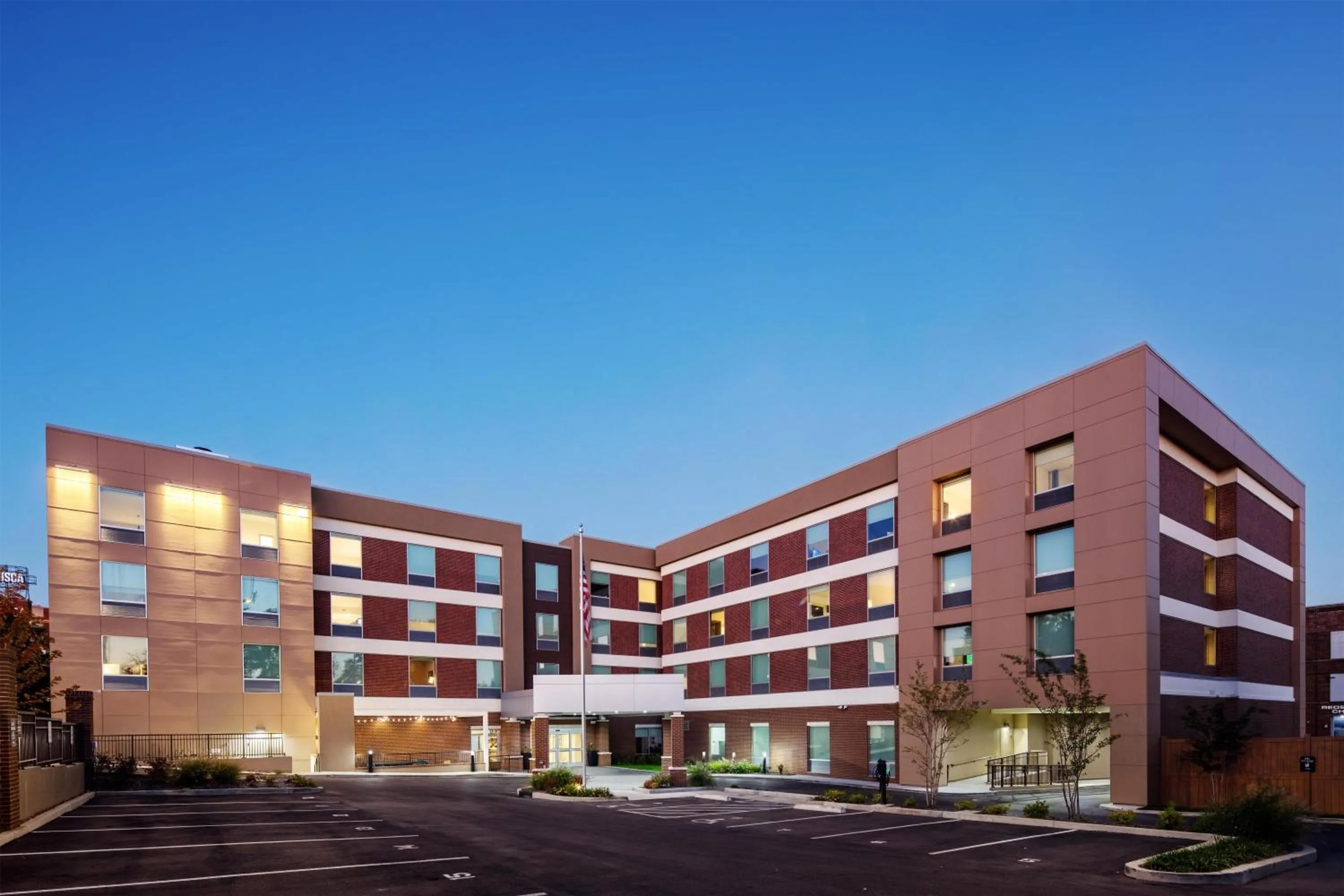 Property building in Home2 Suites By Hilton Memphis Downtown