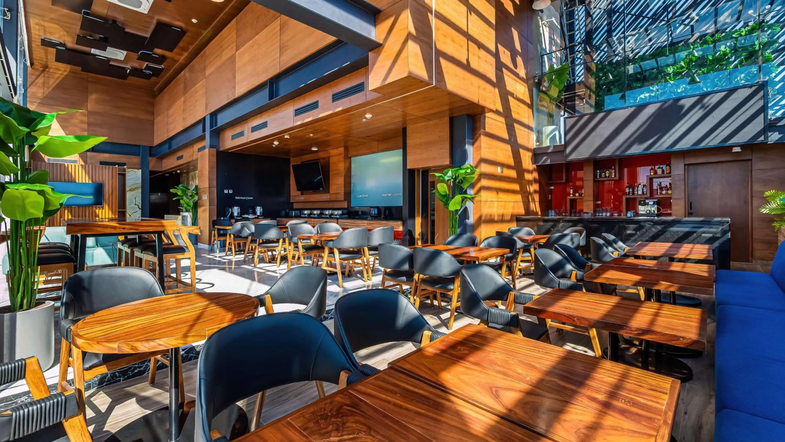 Restaurant/places to eat in Hampton By Hilton Queretaro Juriquilla