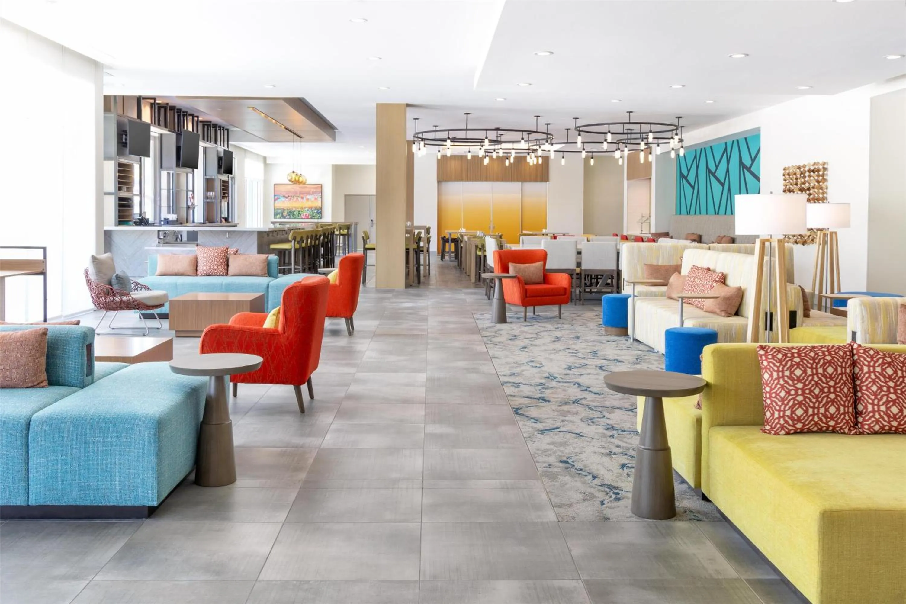 Lounge or bar in Hilton Garden Inn Walnut Creek
