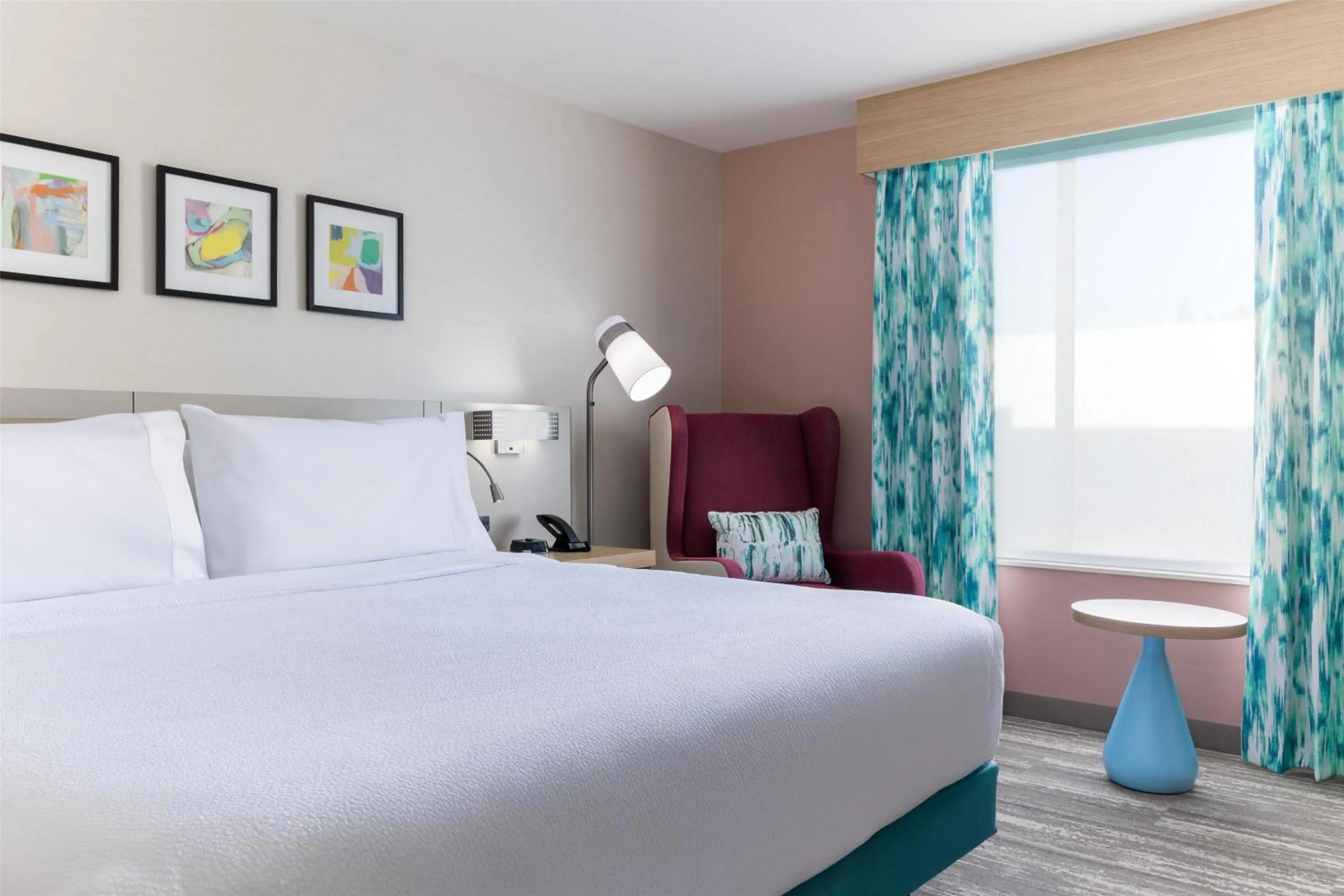 Bed in Hilton Garden Inn Walnut Creek