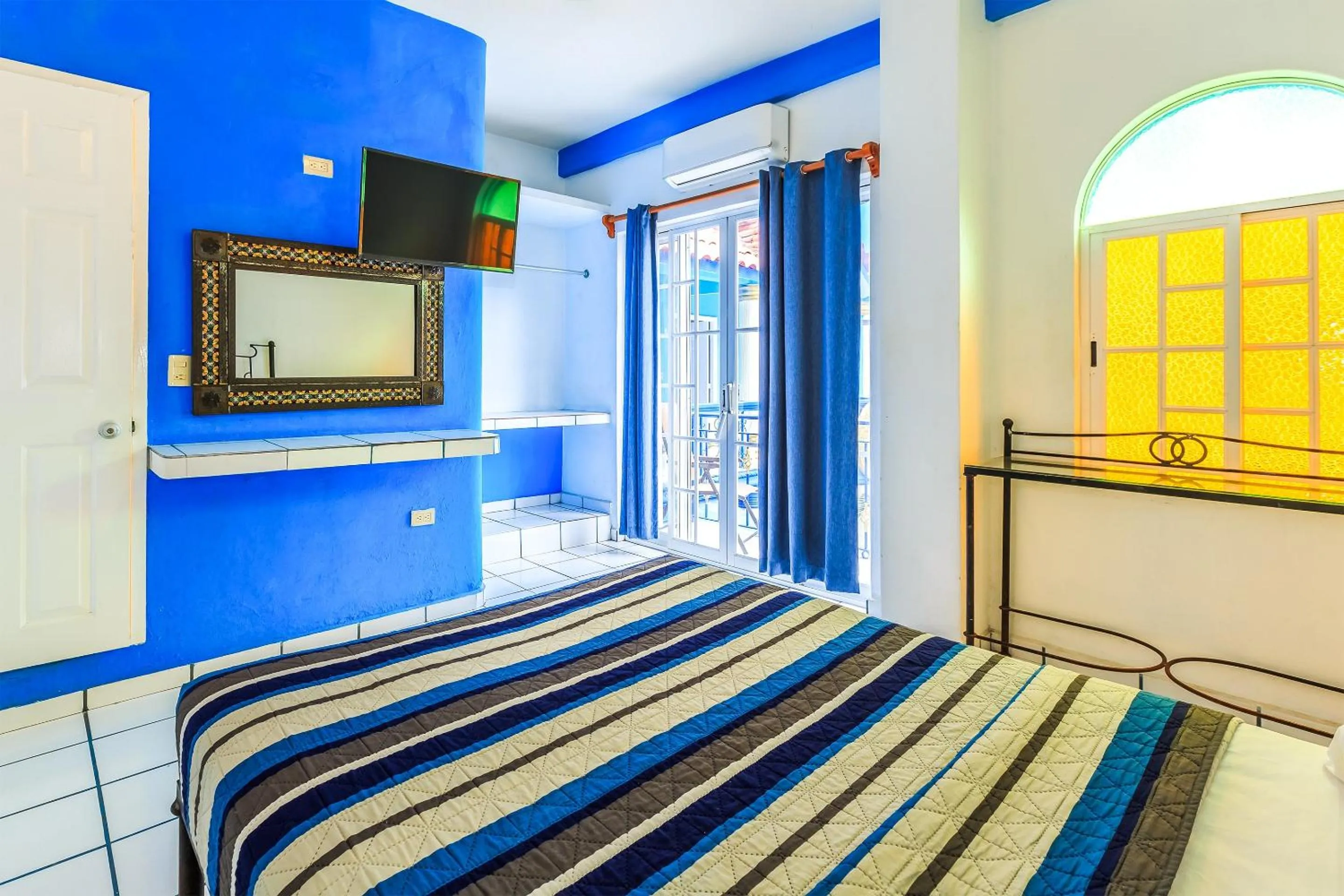 Bedroom, Bed in OYO Casa Mission