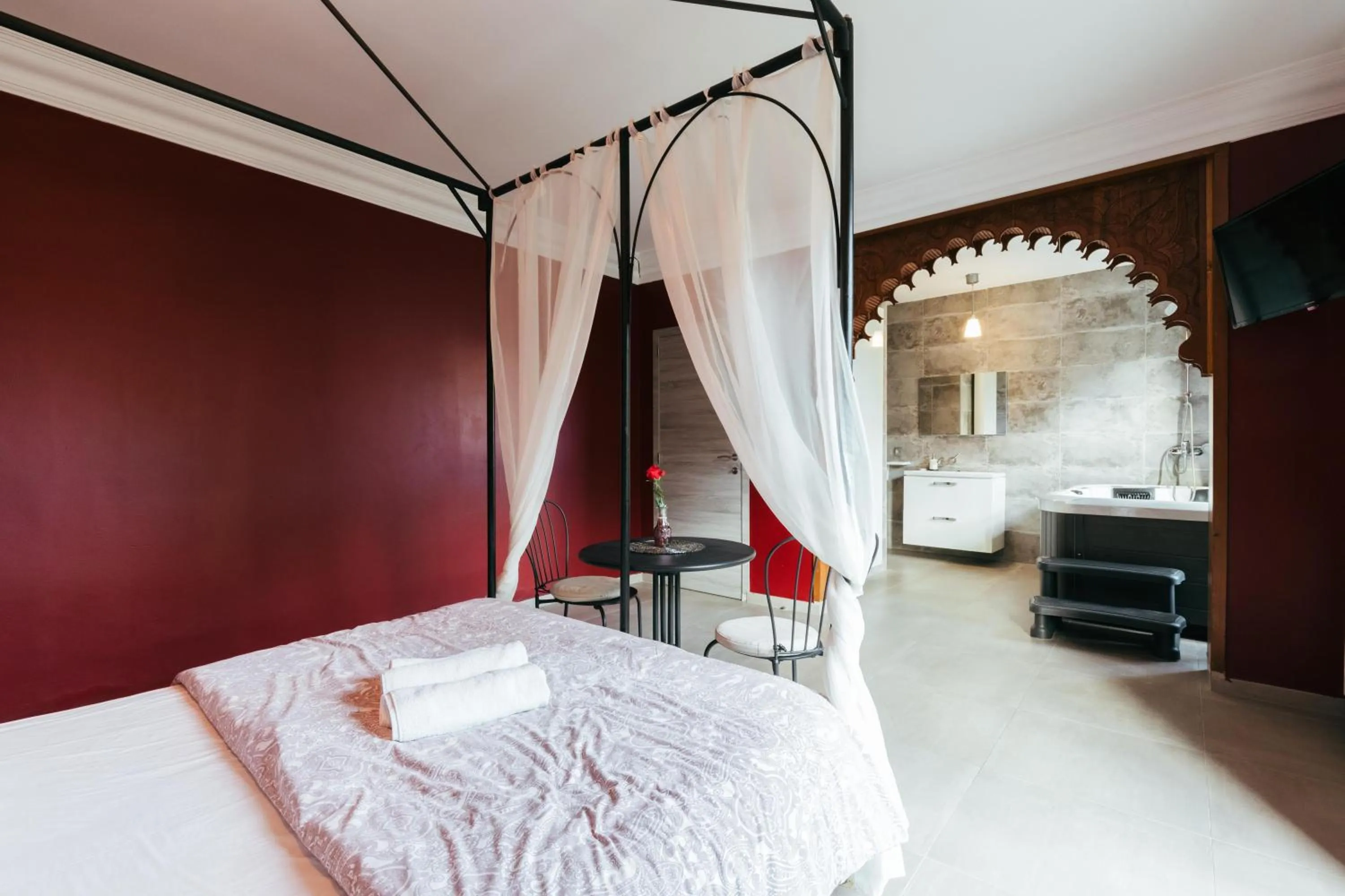 Bed in Hotel Riad Nour