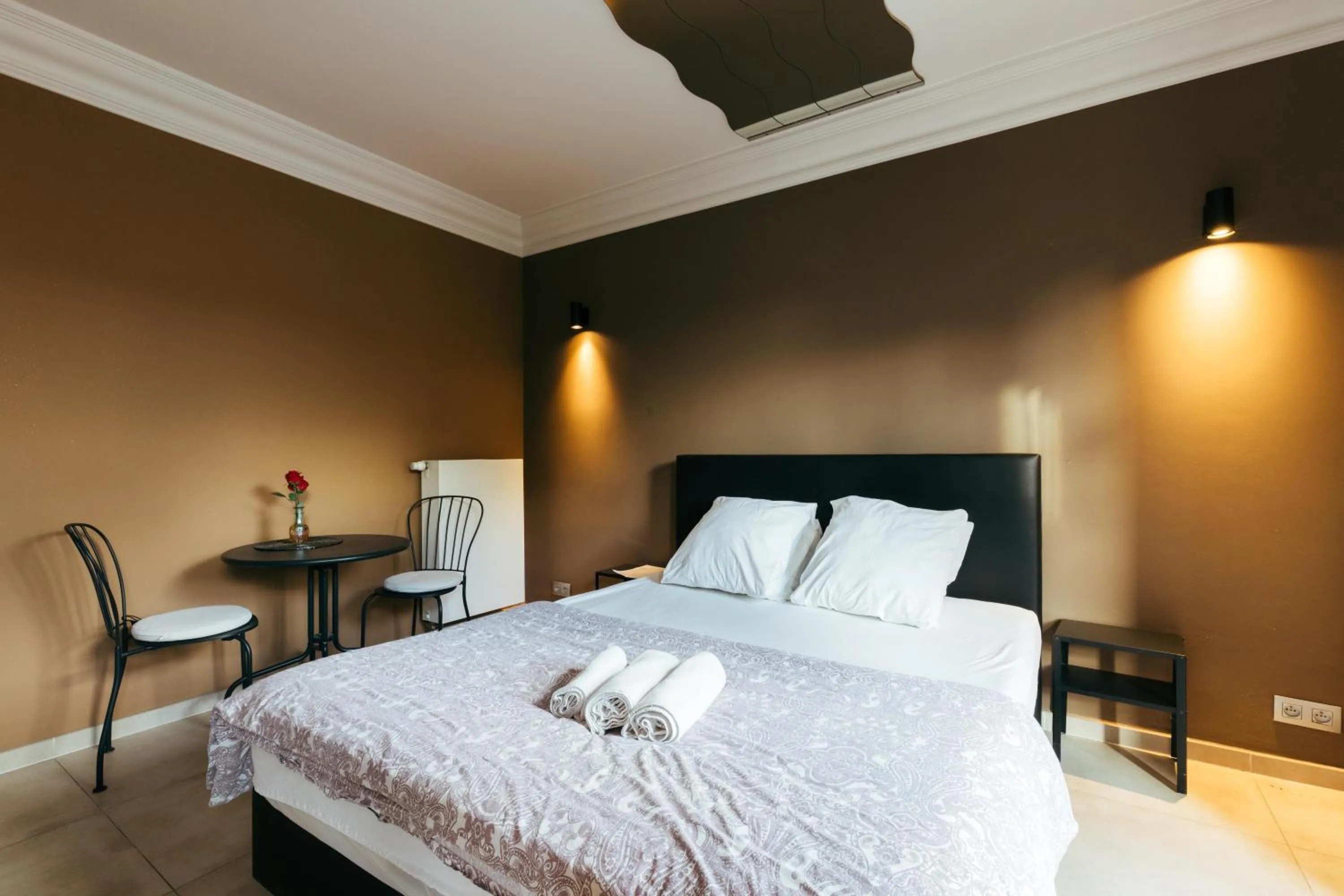 Bed in Hotel Riad Nour