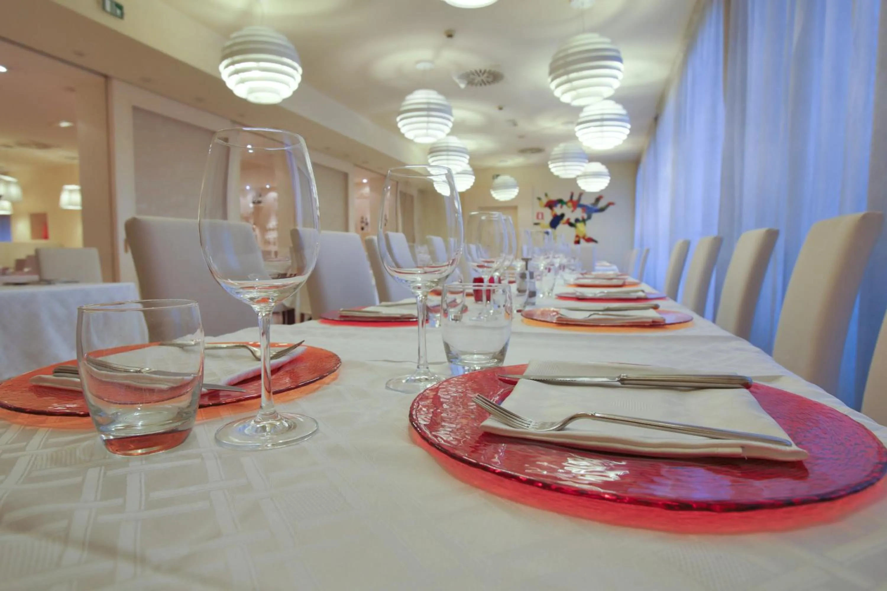 Restaurant/places to eat in Hotel Touring