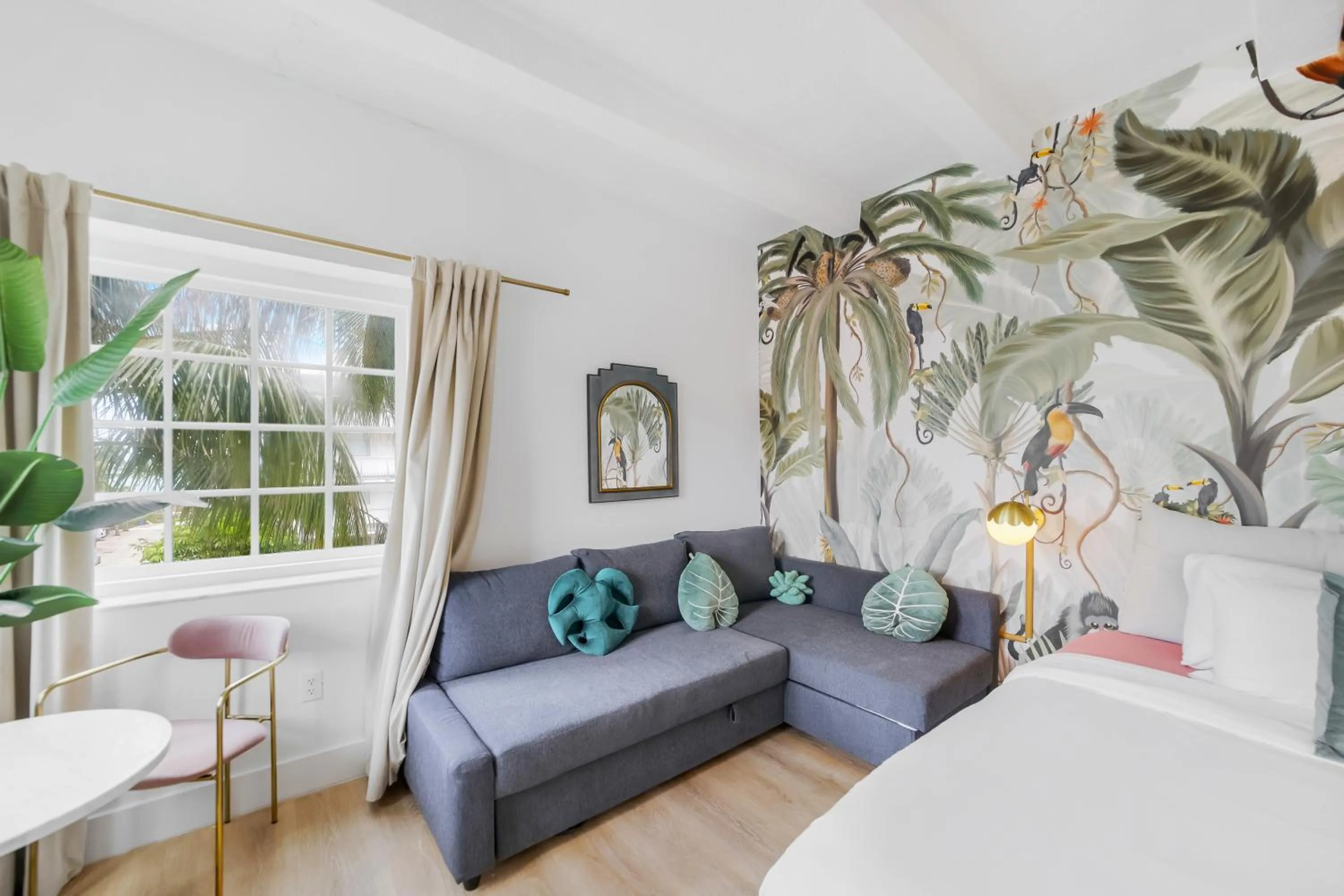 Bed in Ocean Spray Hotel