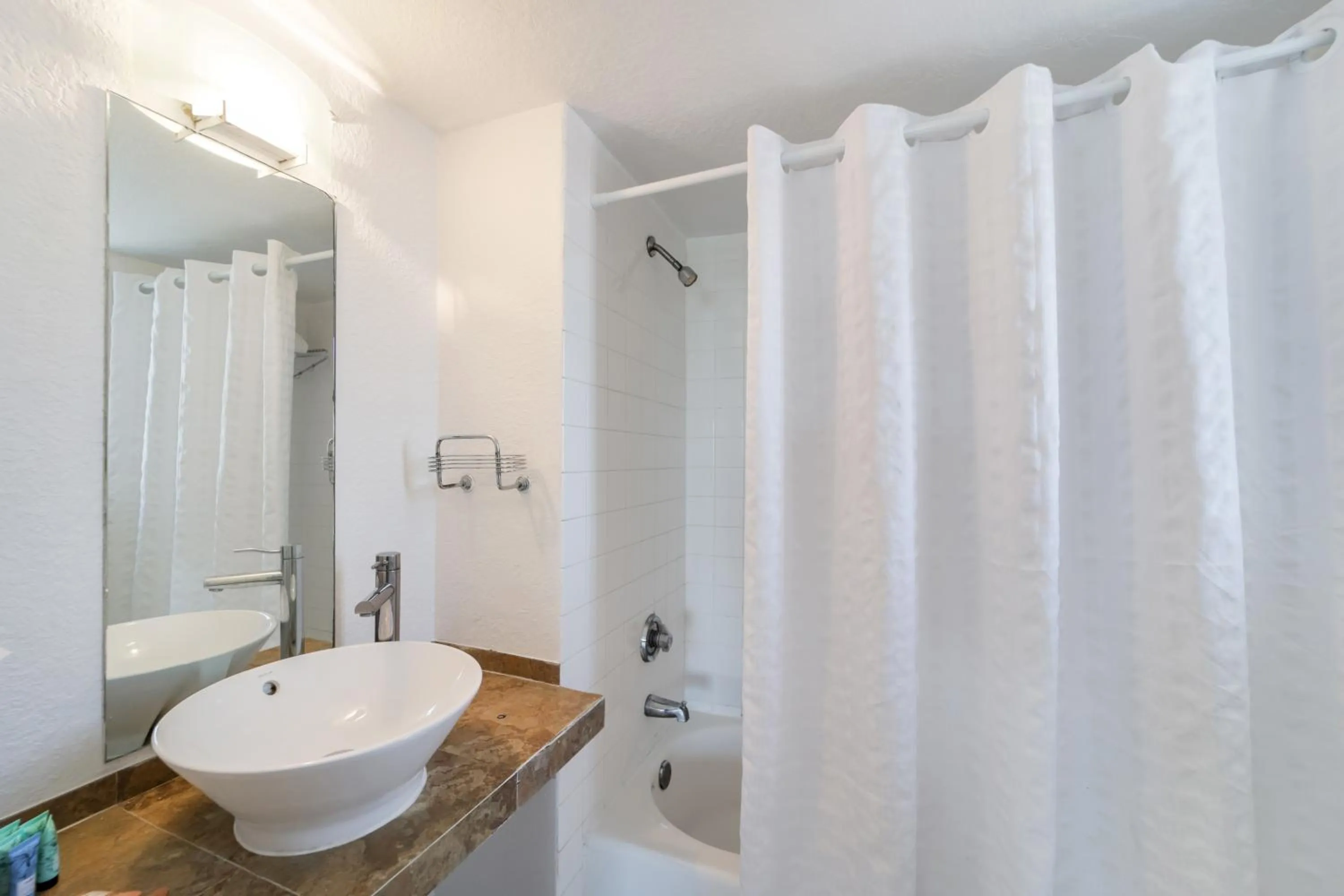 Shower in Ocean Spray Hotel