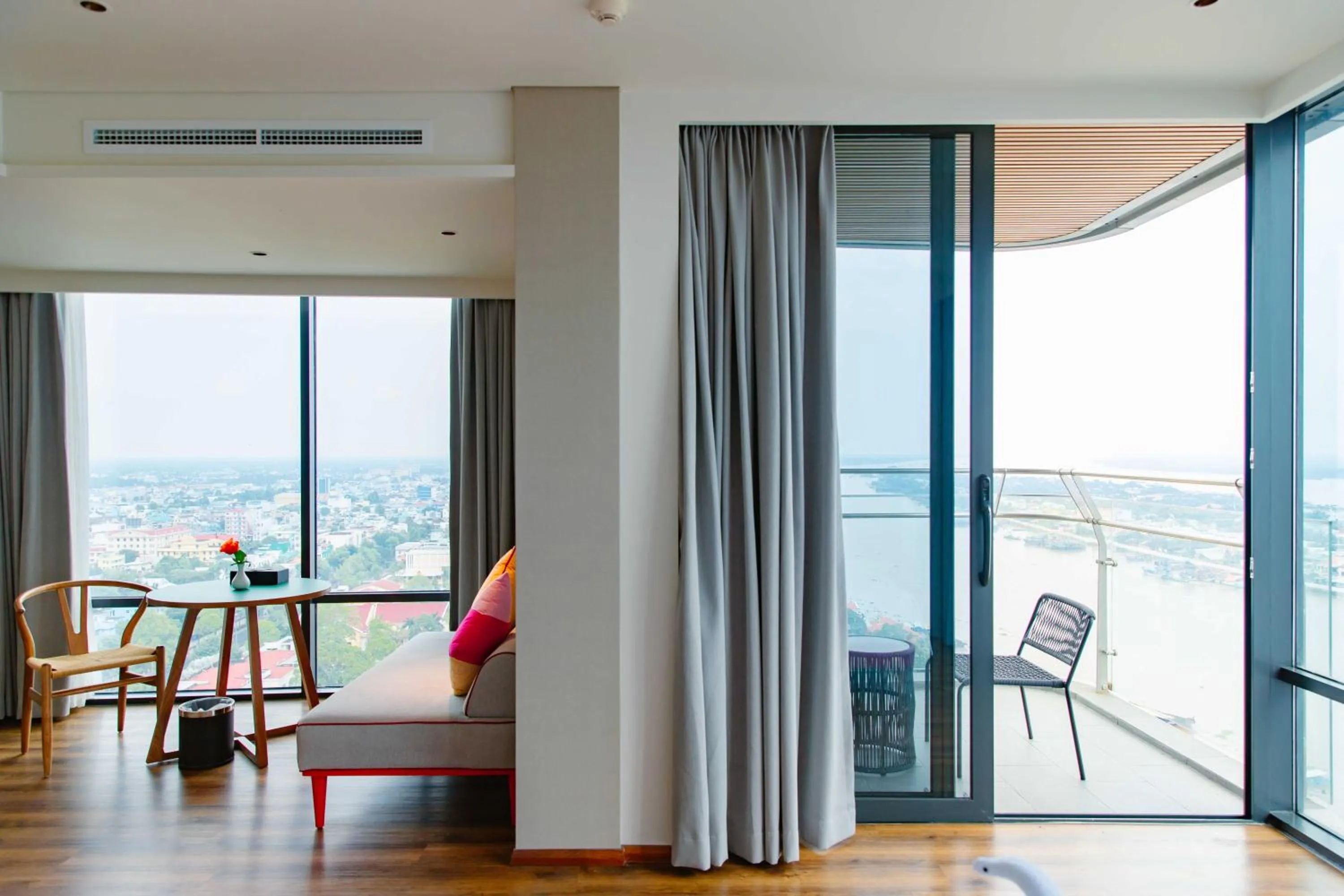 Photo of the whole room in CENTRAL PLAZA HOTEL - Mỹ Tho