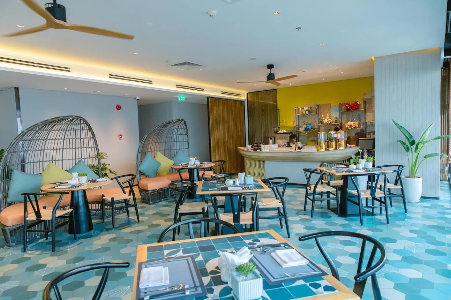 Food and drinks in CENTRAL PLAZA HOTEL - Mỹ Tho