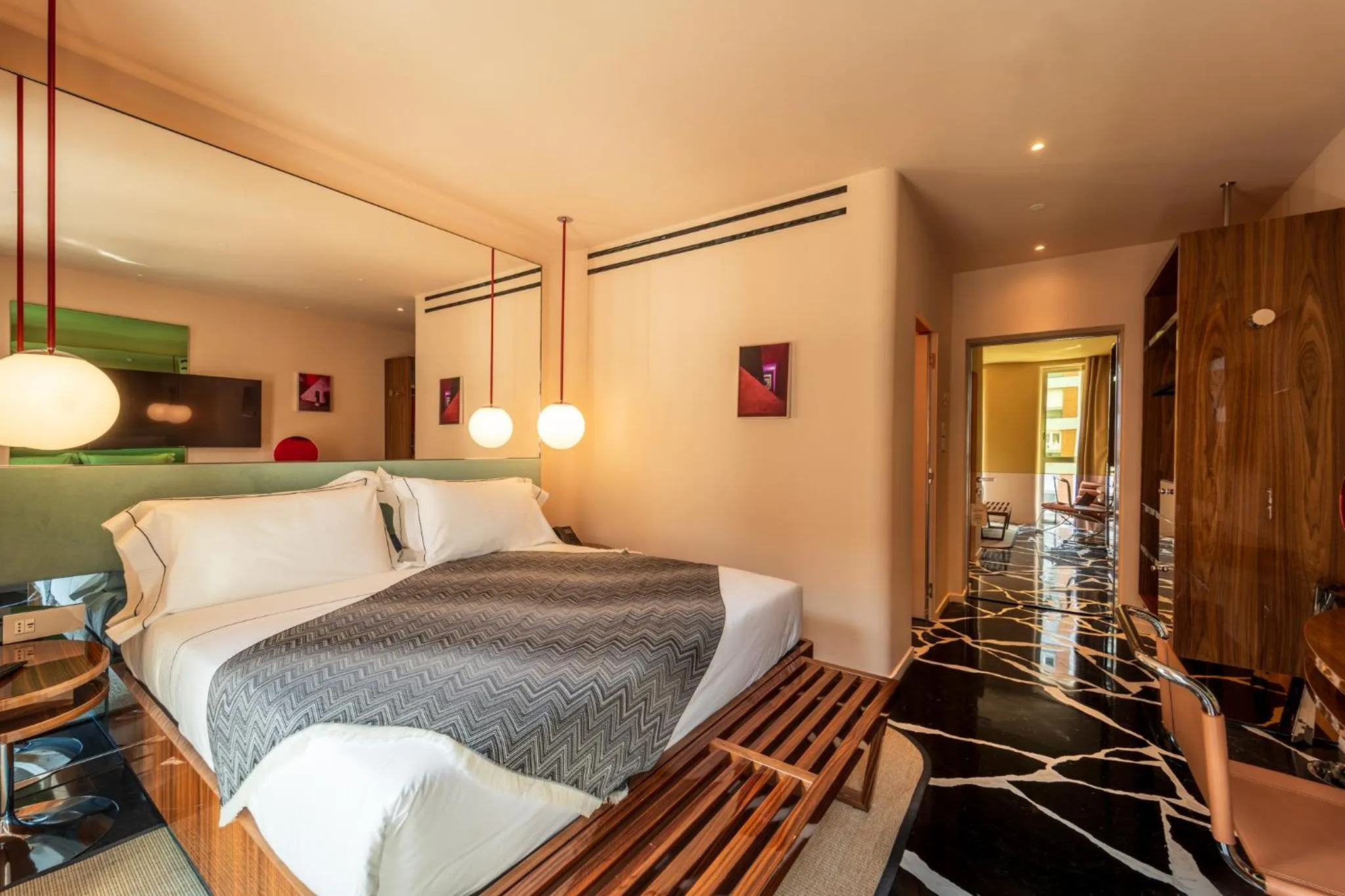 Bed in Hotel Calimala Milano