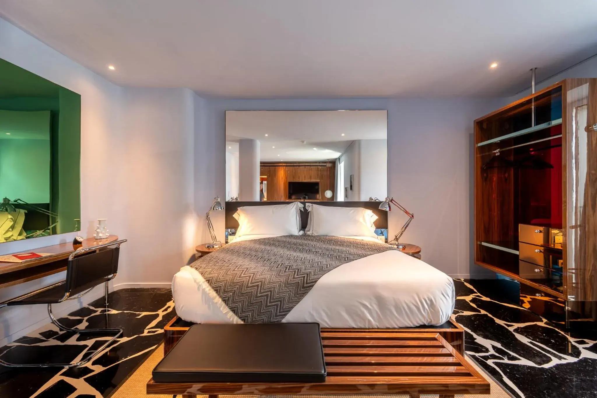 Junior Suite with Balcony in Hotel Calimala Milano Junior Suite with Balcony in Hotel Calimala Milano