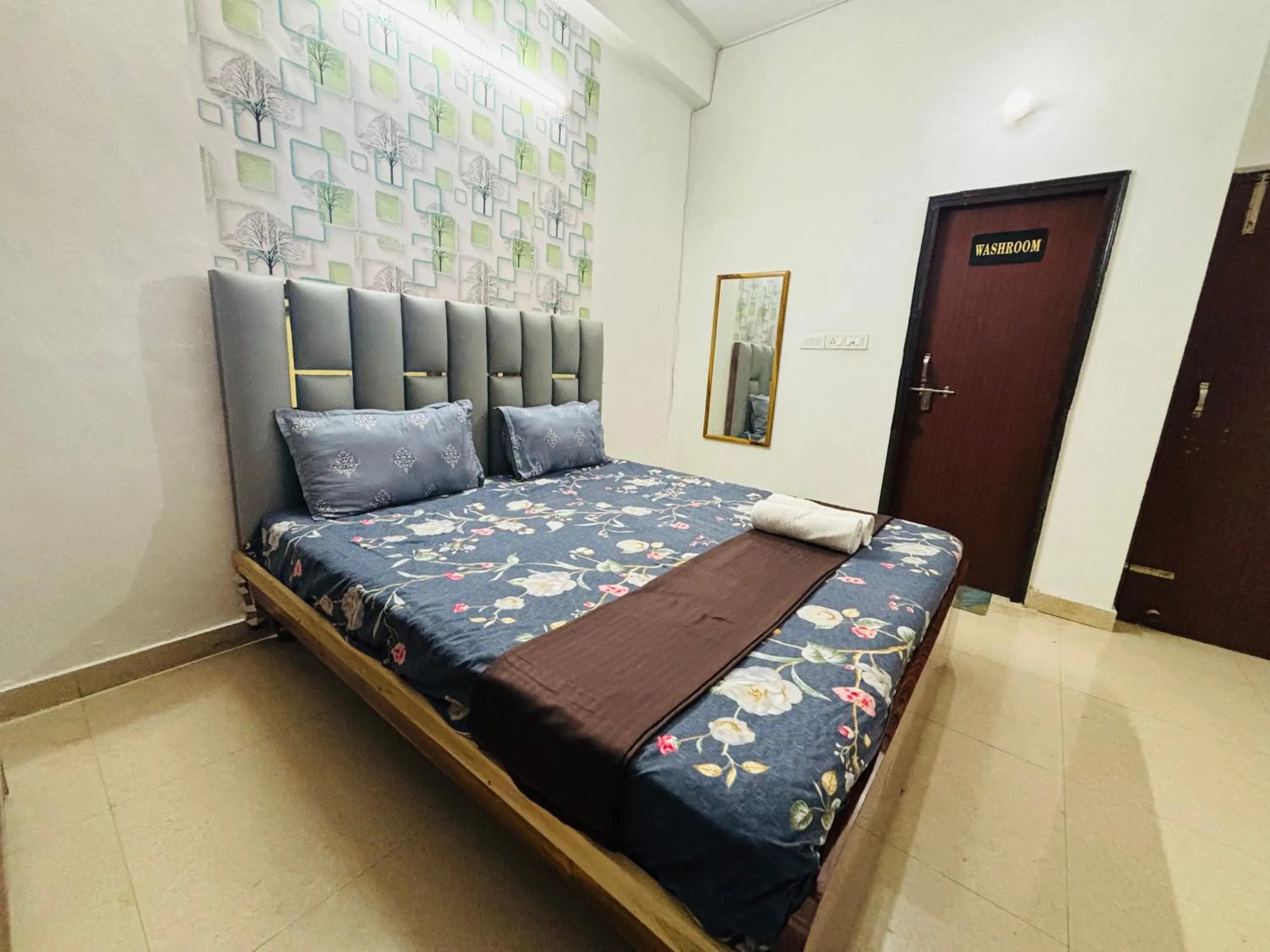 Bed in Akshay continental