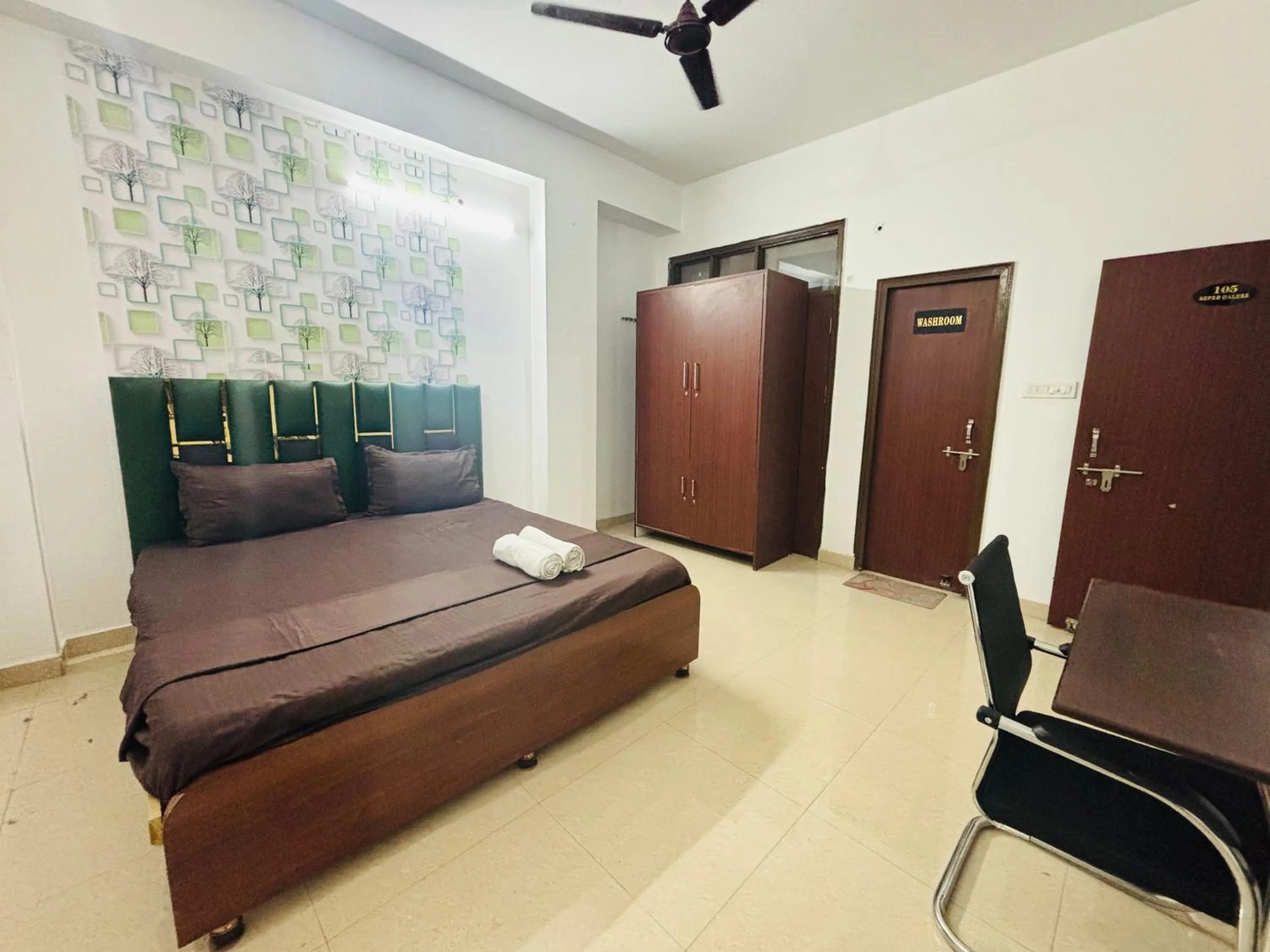 Bed in Akshay continental