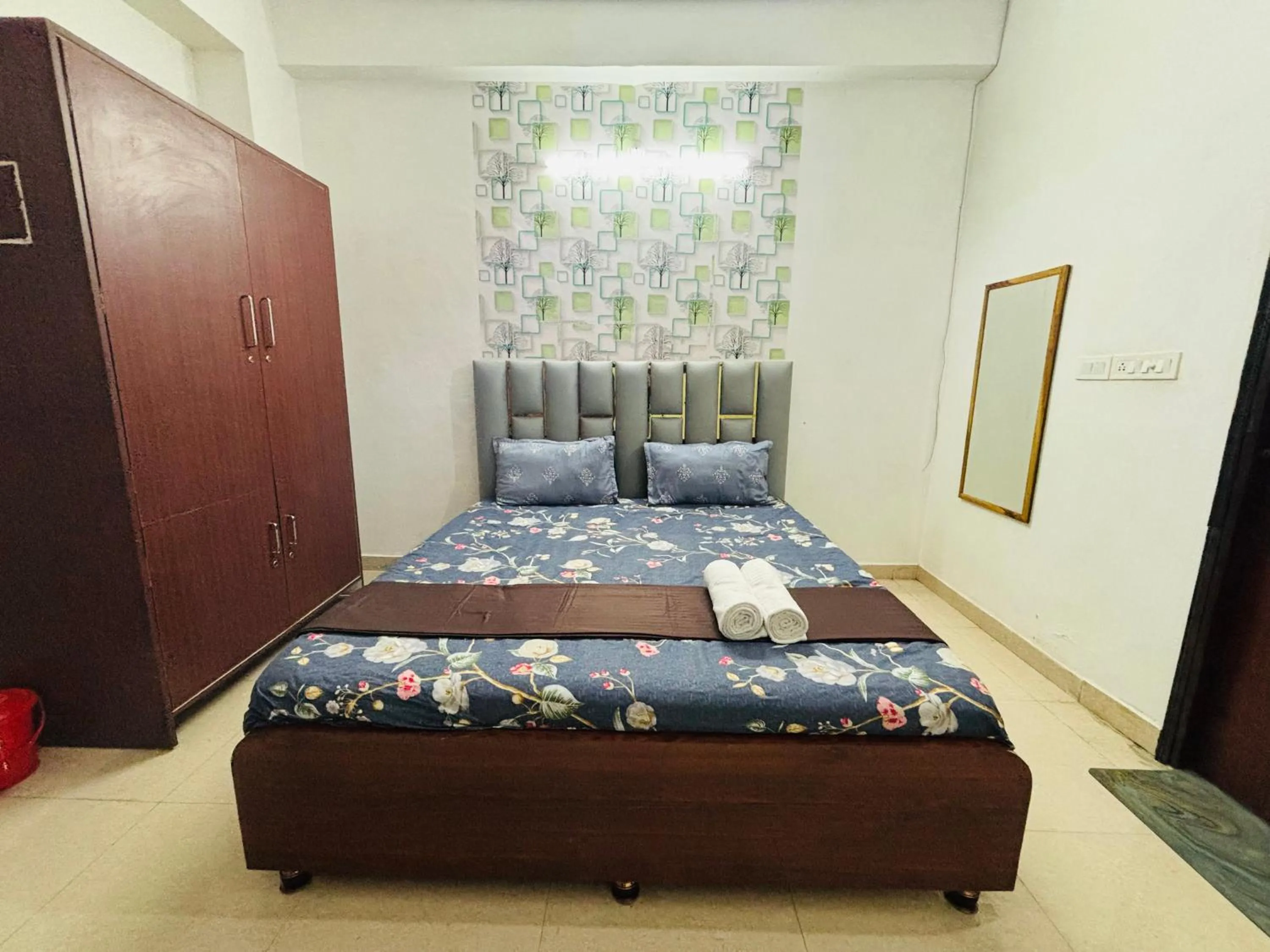 Bed in Akshay continental