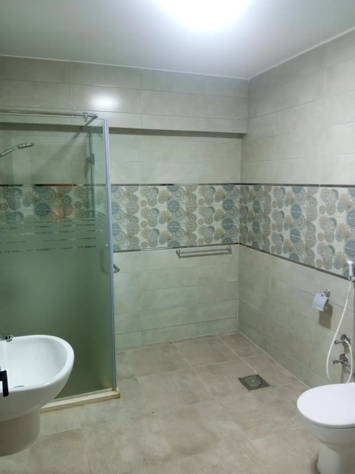 Shower in Pyramids Nights Hostel