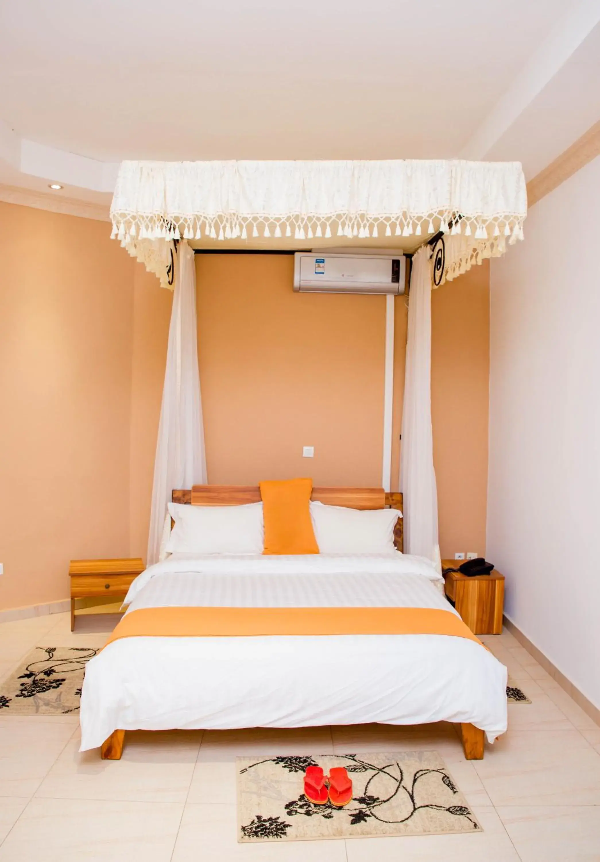 Standard Double Room - single occupancy in Mountain's View Hotel Standard Double Room - single occupancy in Mountain's View Hotel