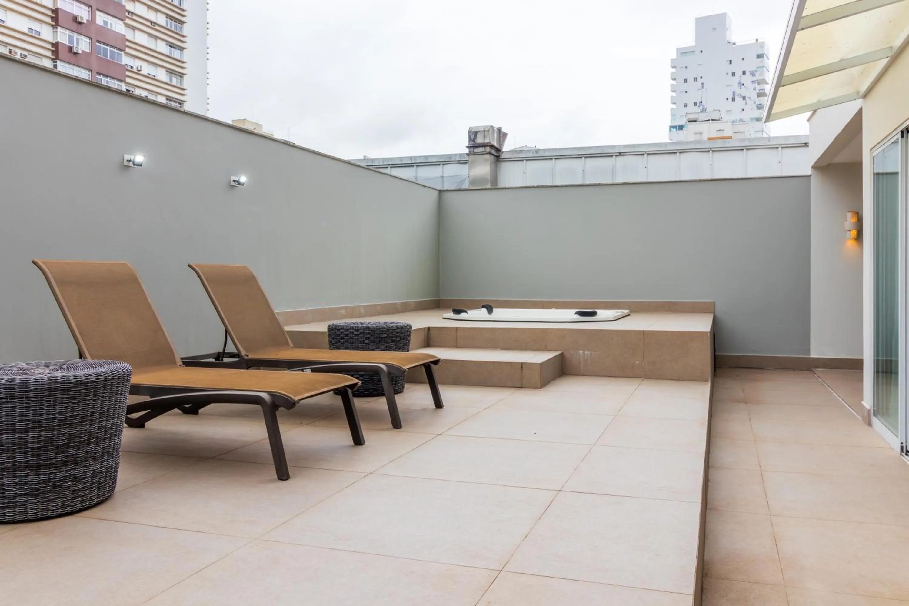 Open Air Bath in Parque Balneário Hotel Santos by Castelo Itaipava