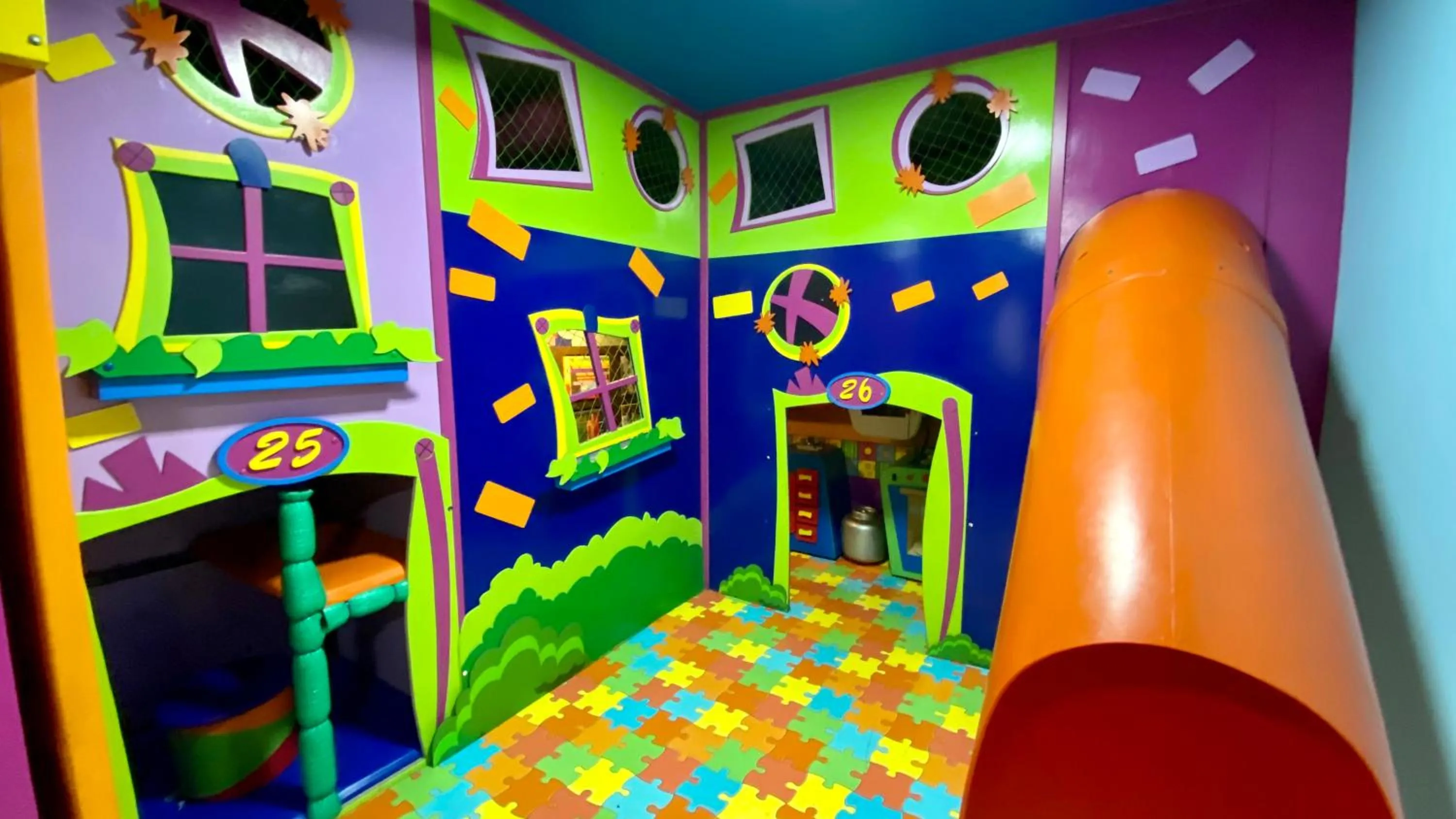 Communal lounge/ TV room in Parque Balneário Hotel Santos by Castelo Itaipava