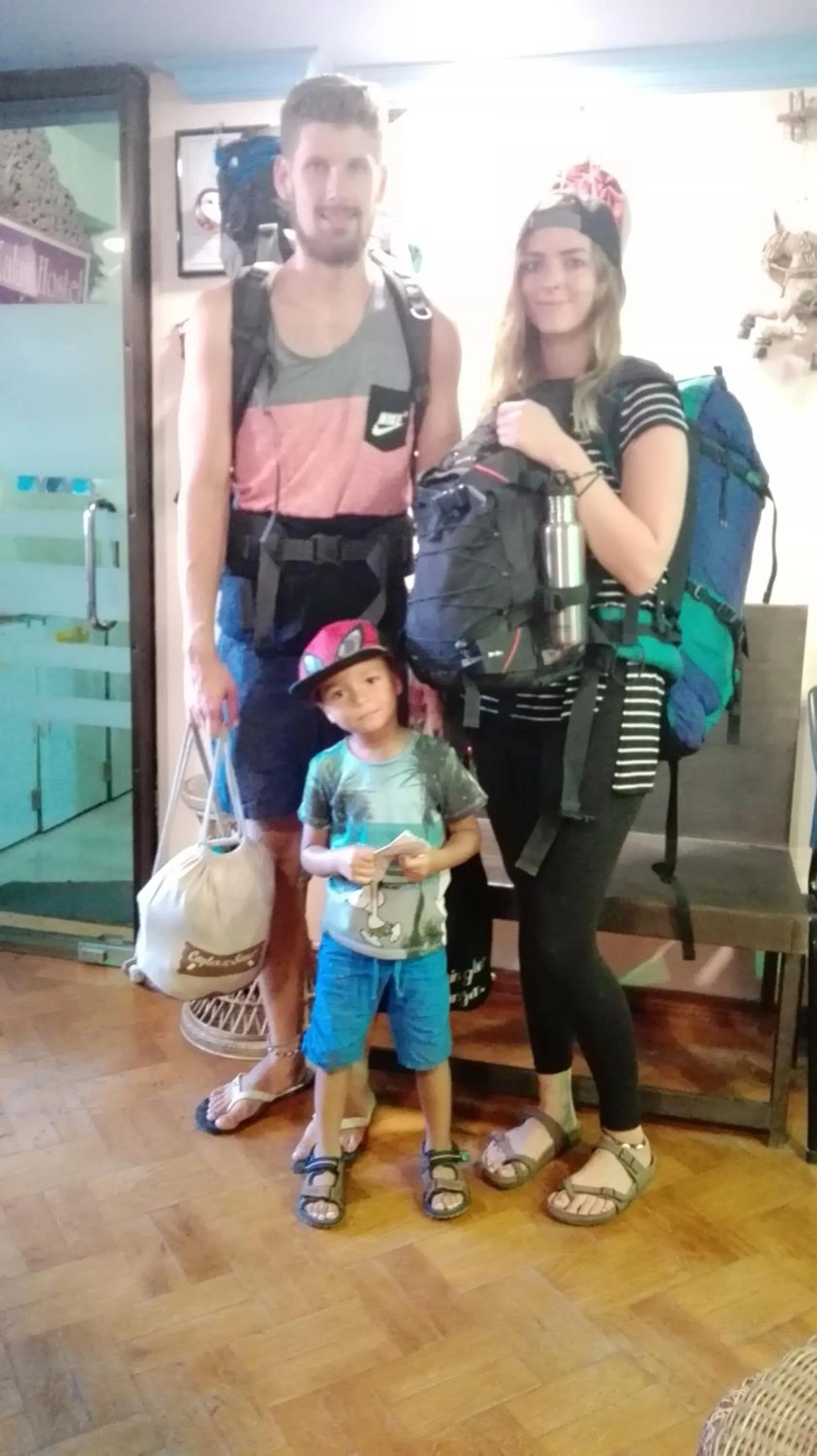 Family in Shannkalay Hostel